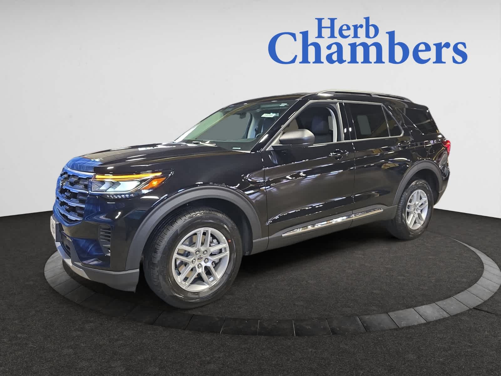 new 2025 Ford Explorer car, priced at $42,145