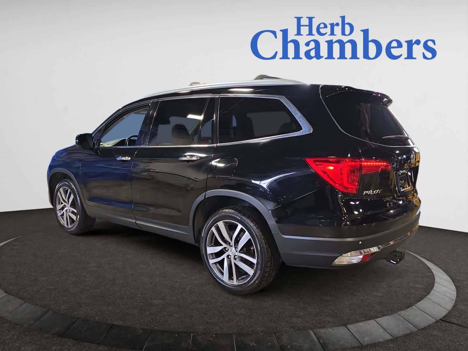 used 2018 Honda Pilot car, priced at $18,841