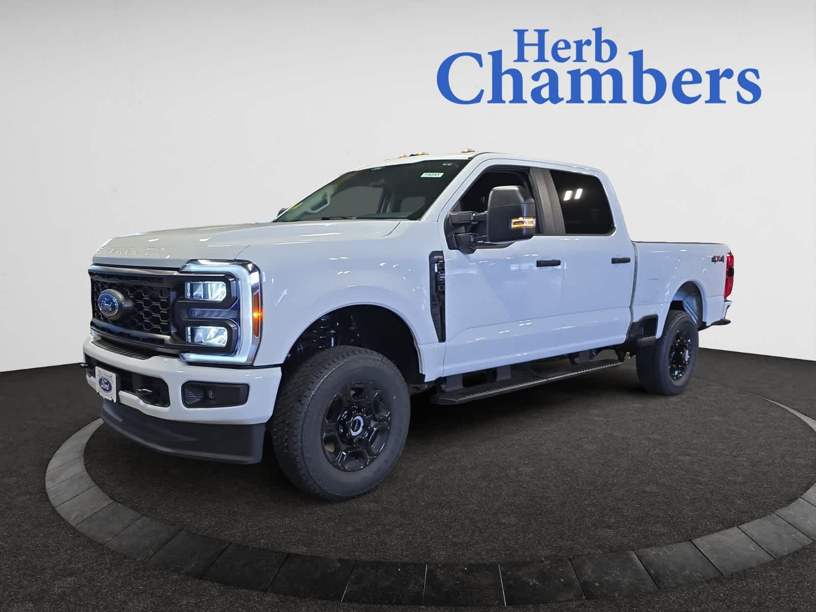 new 2025 Ford Super Duty F-250 SRW car, priced at $56,995