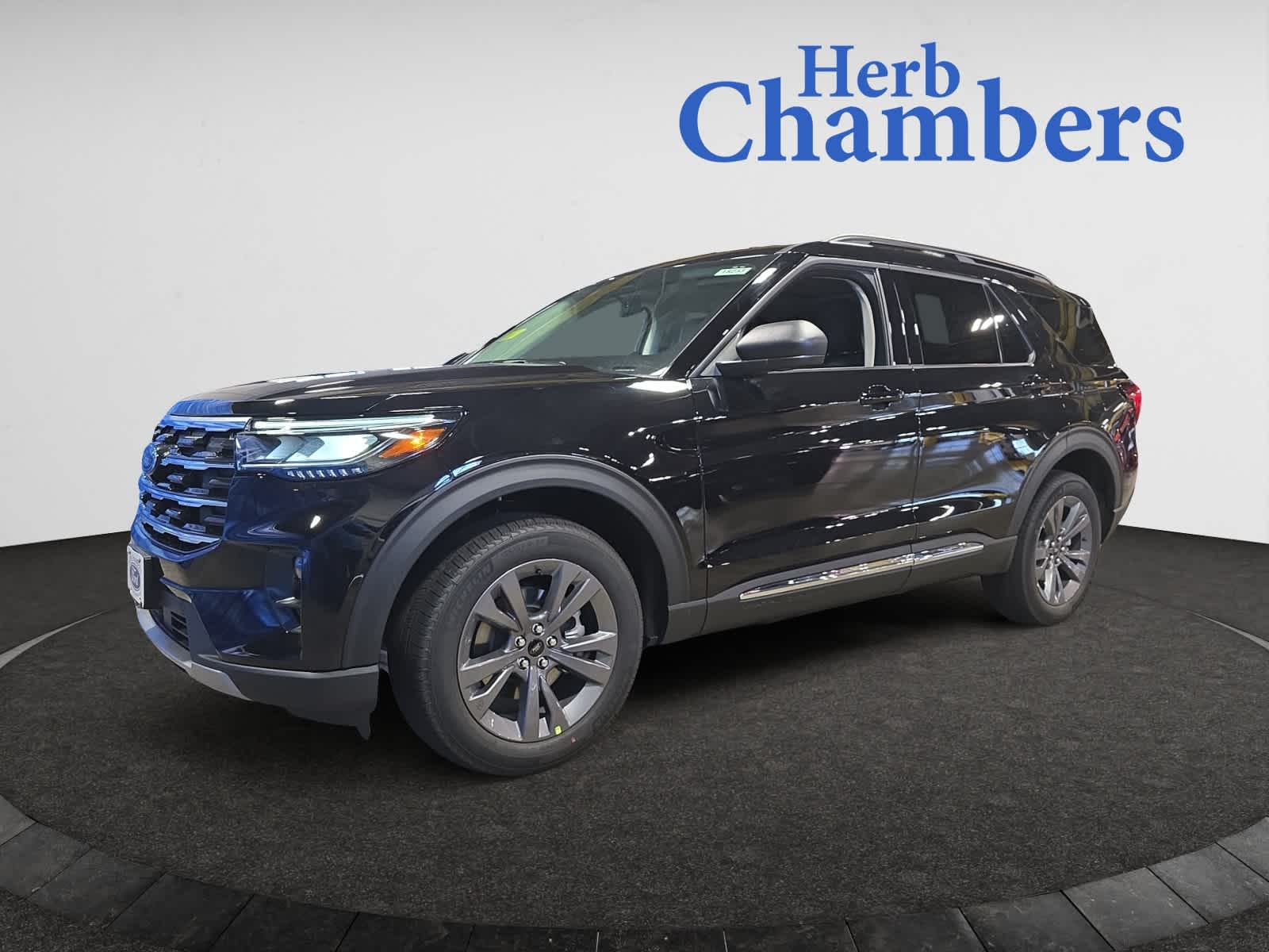 new 2025 Ford Explorer car, priced at $51,010