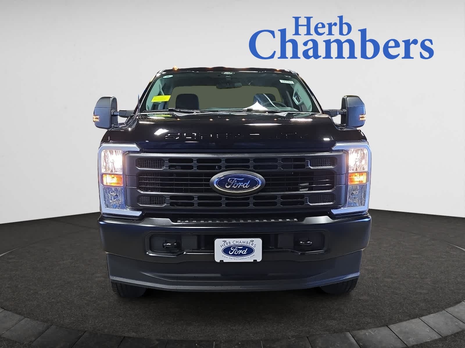 new 2025 Ford Super Duty F-250 SRW car, priced at $49,300