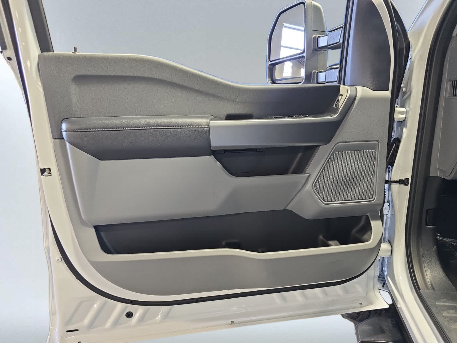 new 2025 Ford Super Duty F-250 SRW car, priced at $56,995