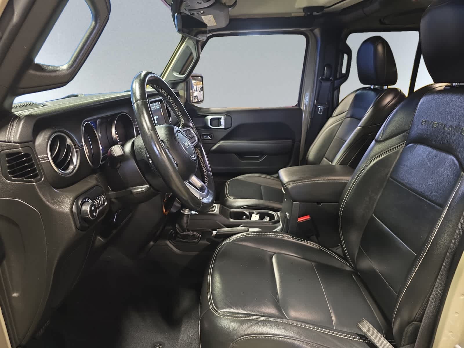 used 2022 Jeep Gladiator car, priced at $32,593
