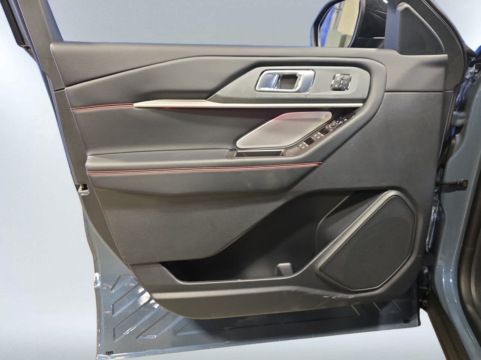 new 2025 Ford Explorer car, priced at $62,450