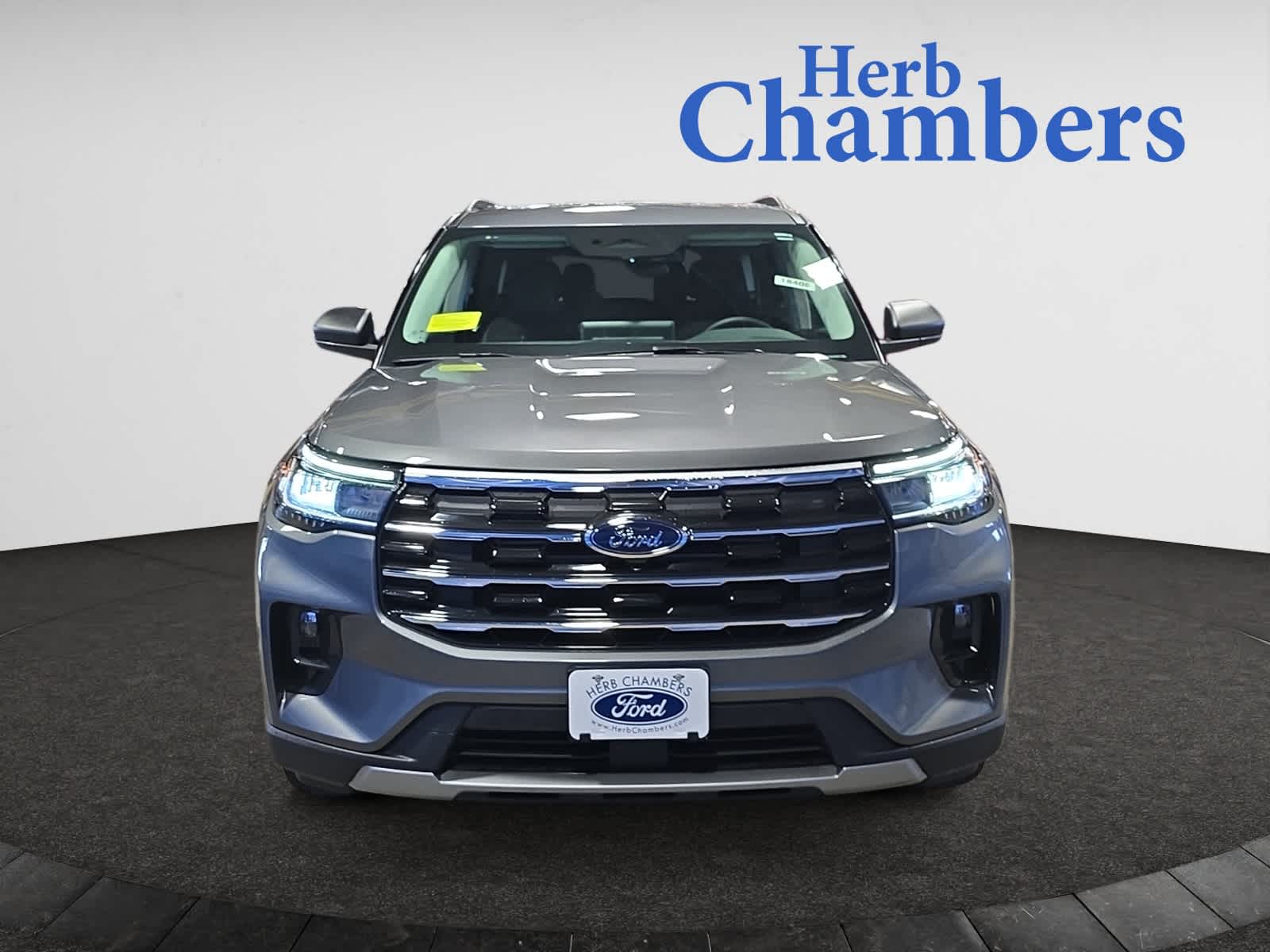 new 2025 Ford Explorer car, priced at $48,300