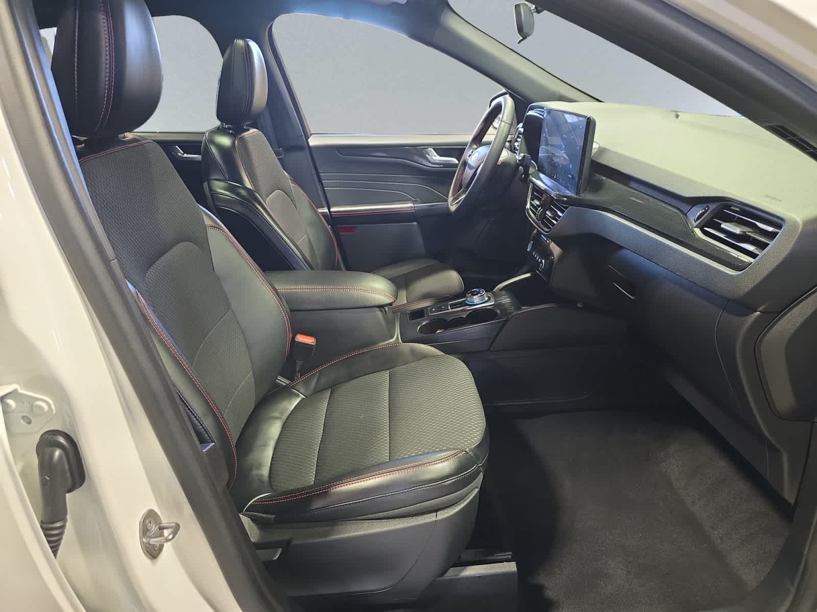 used 2023 Ford Escape car, priced at $25,247