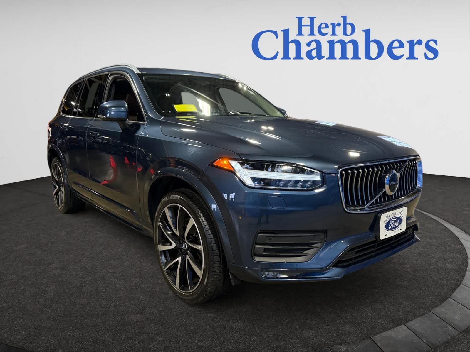 used 2020 Volvo XC90 car, priced at $24,887