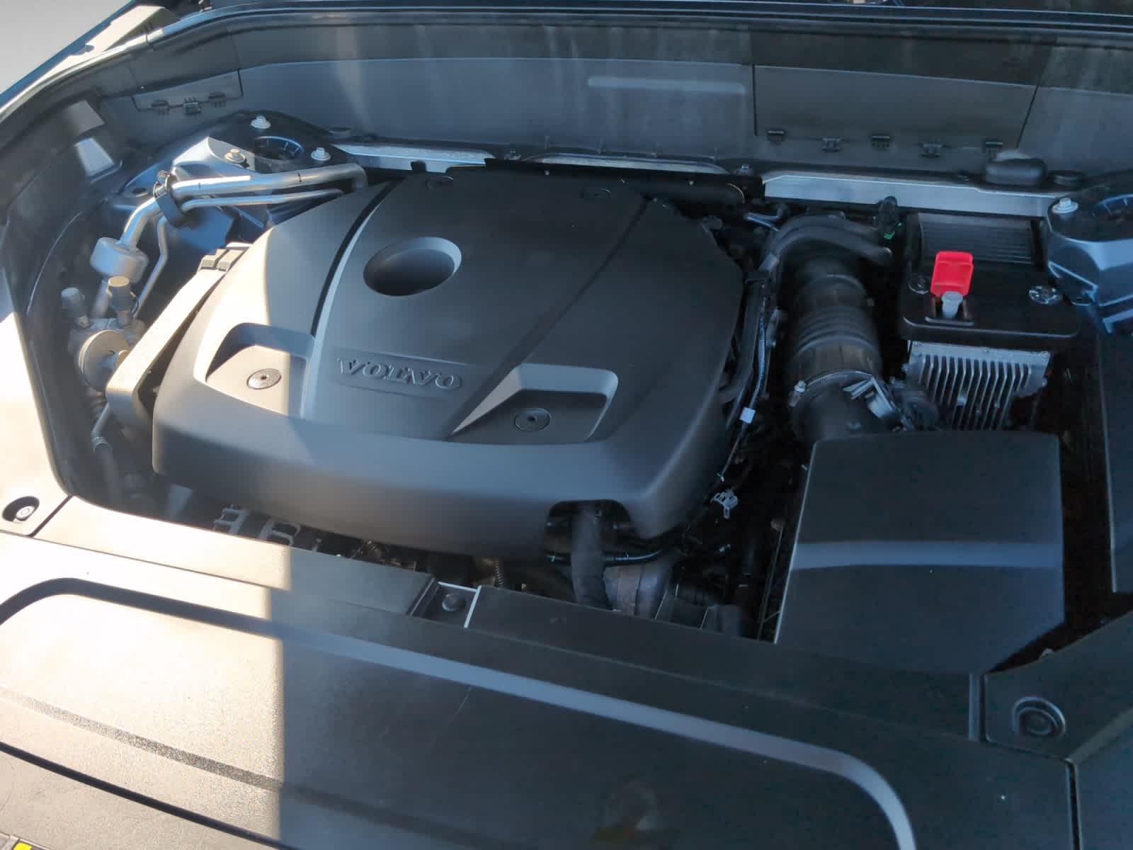 used 2020 Volvo XC90 car, priced at $25,286