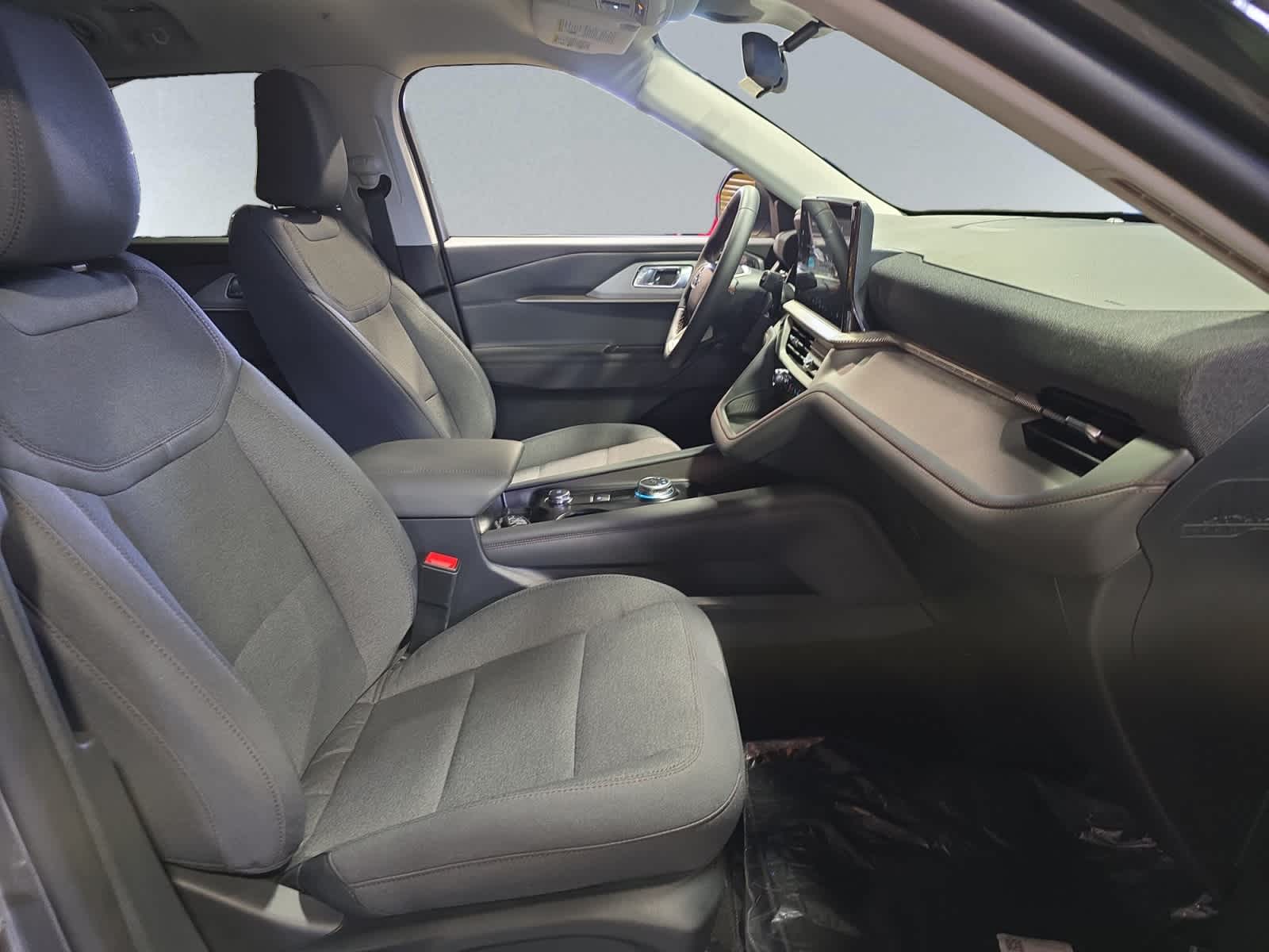 new 2025 Ford Explorer car, priced at $42,100