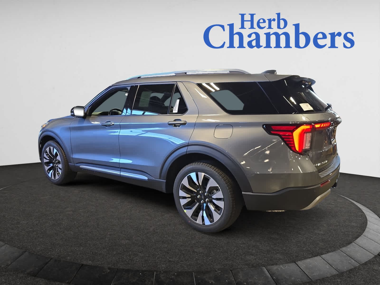new 2025 Ford Explorer car, priced at $58,660