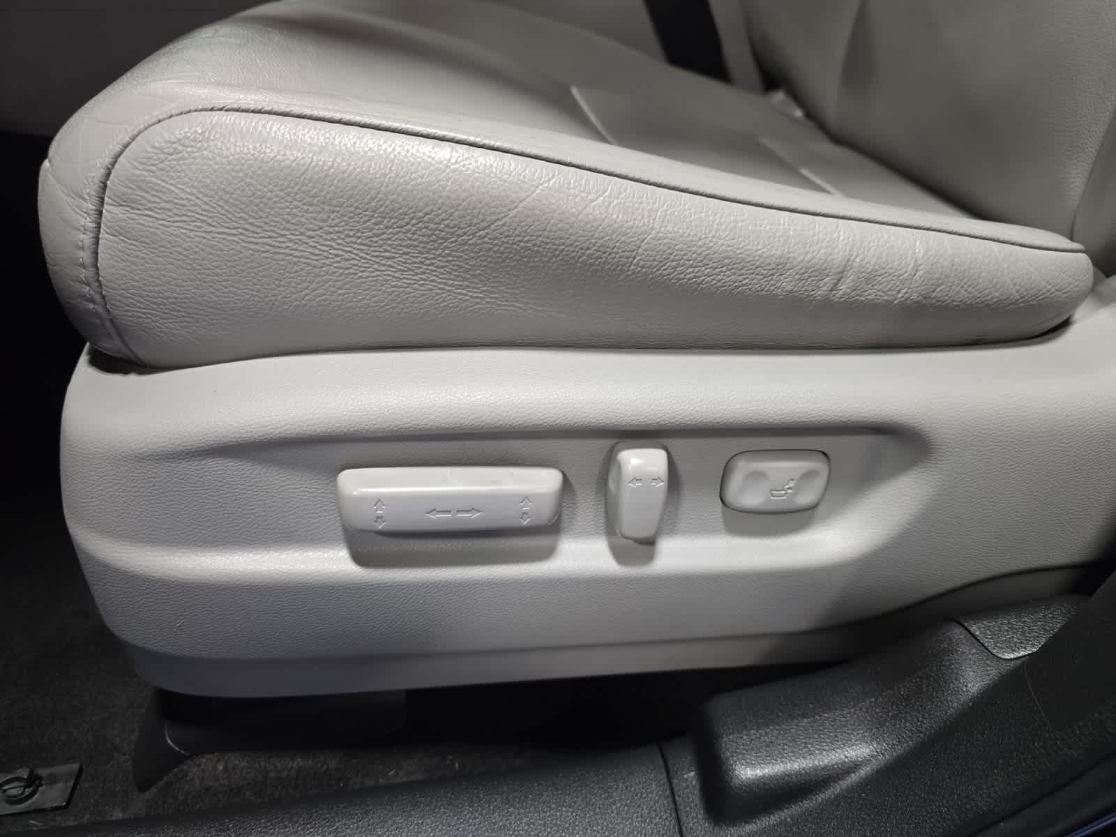 used 2018 Honda Pilot car, priced at $18,841