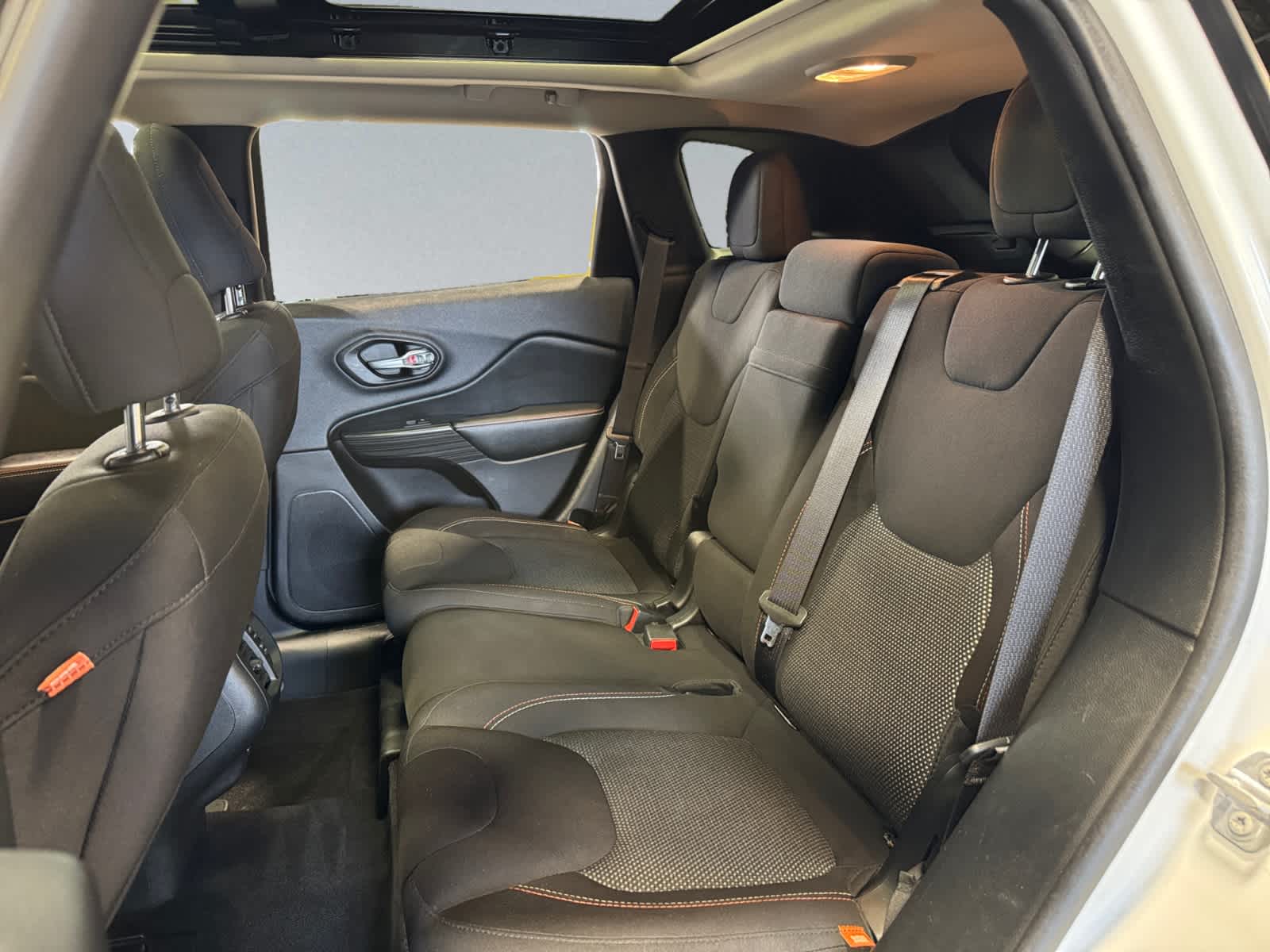 used 2016 Jeep Cherokee car, priced at $13,451
