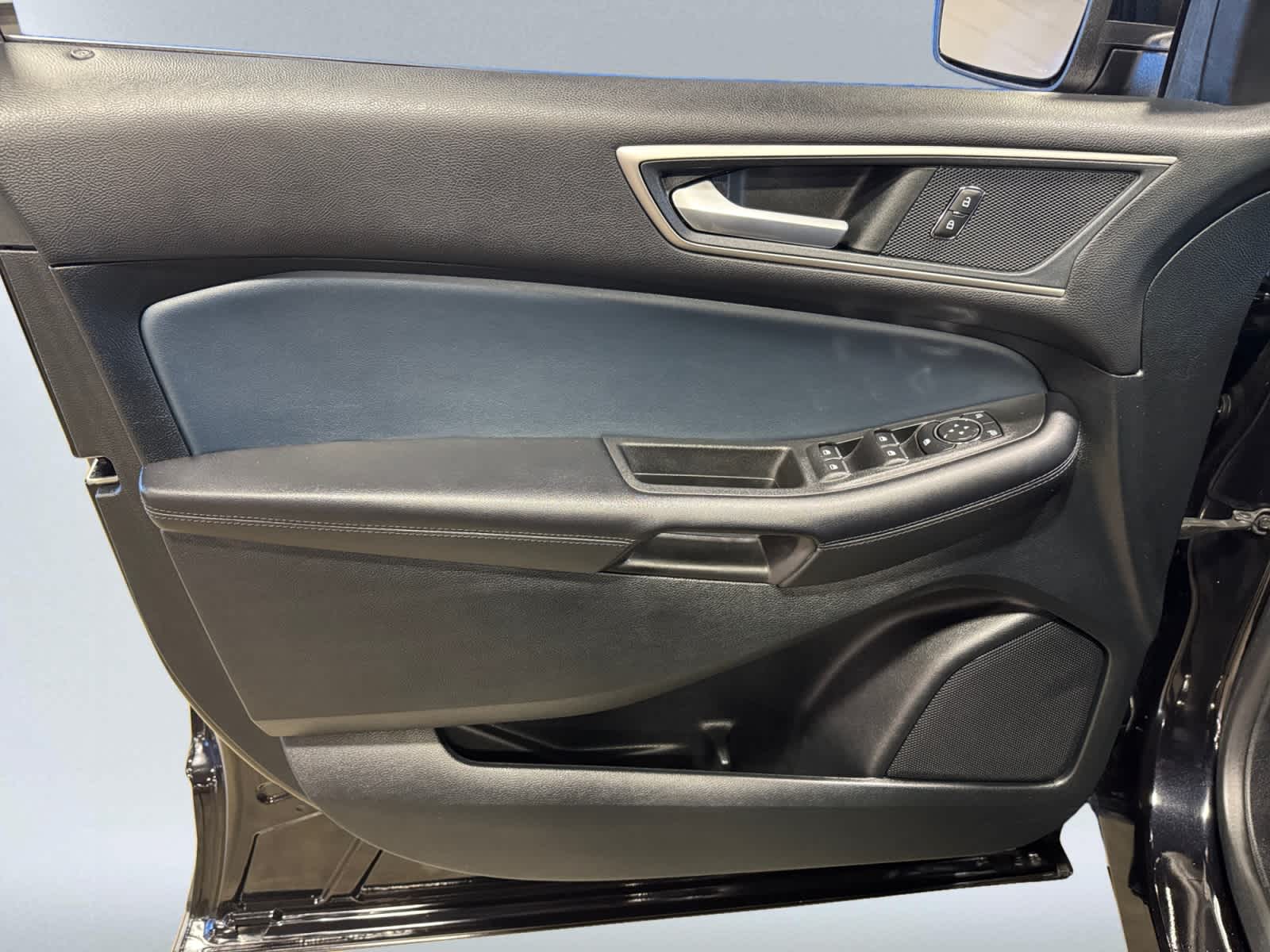 used 2022 Ford Edge car, priced at $26,480