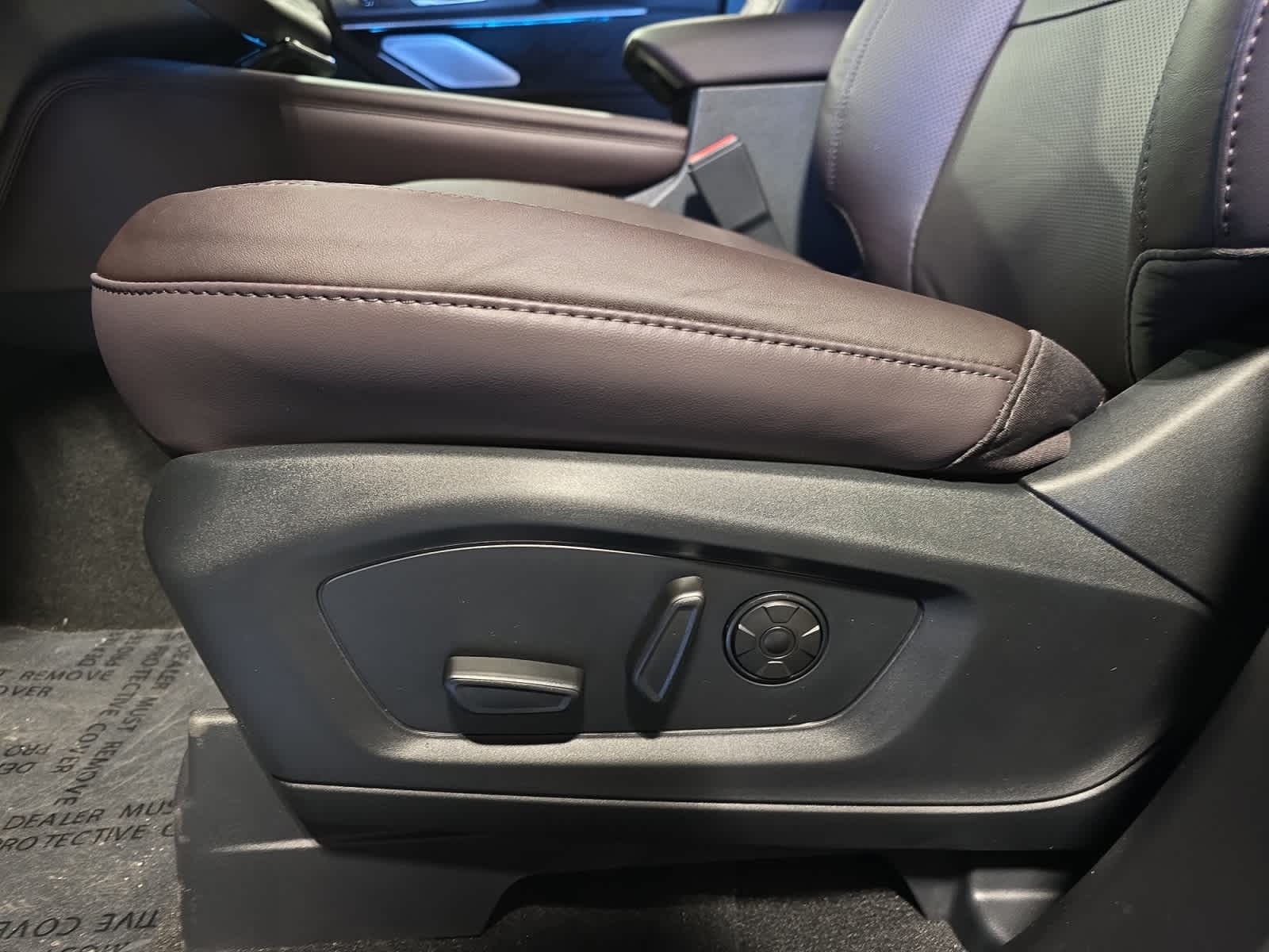 new 2025 Ford Explorer car, priced at $58,660