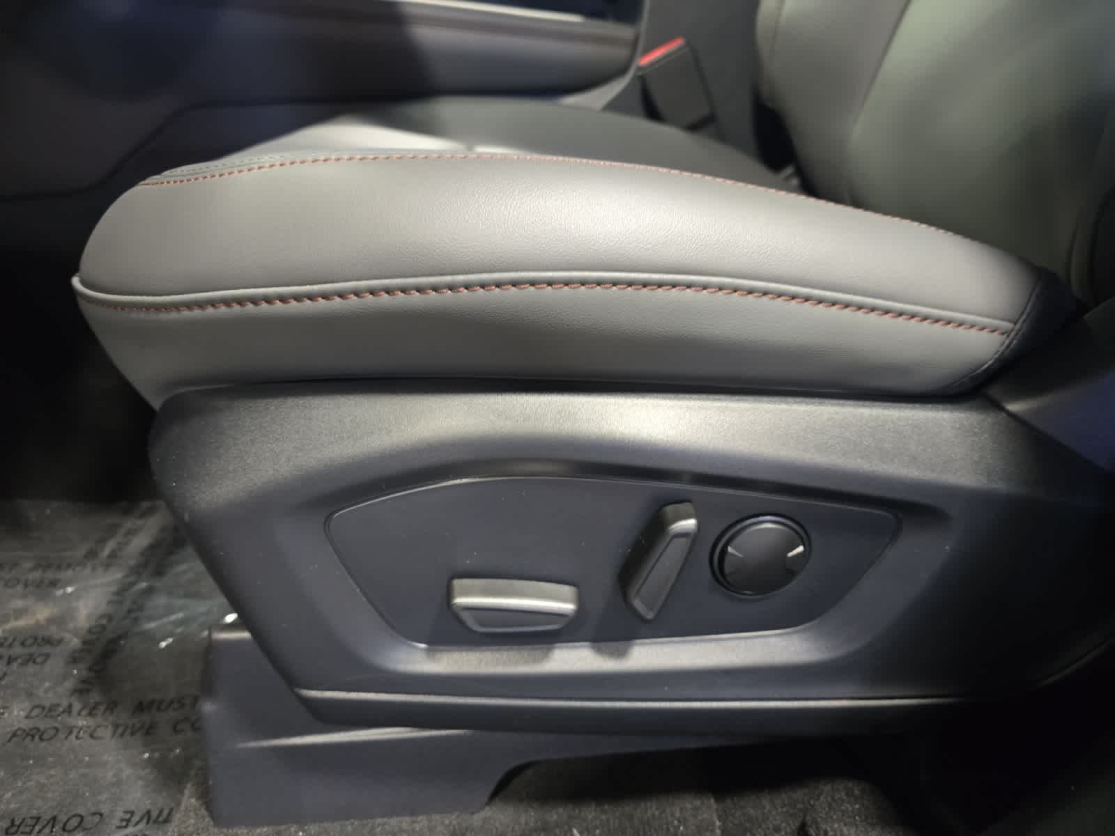 new 2025 Ford Explorer car, priced at $48,300