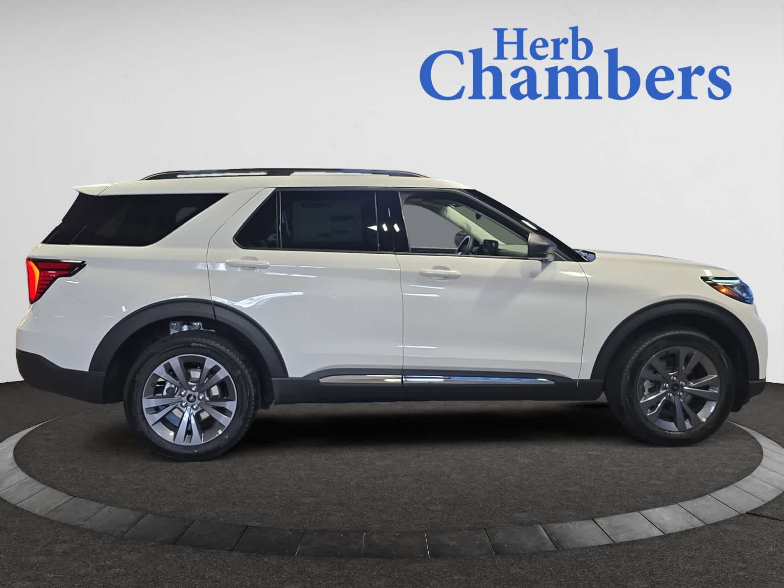 new 2025 Ford Explorer car, priced at $48,895