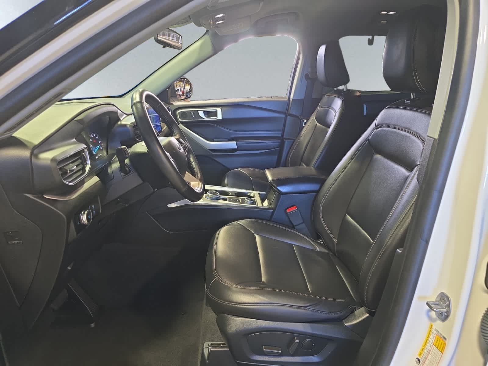 used 2022 Ford Explorer car, priced at $33,395