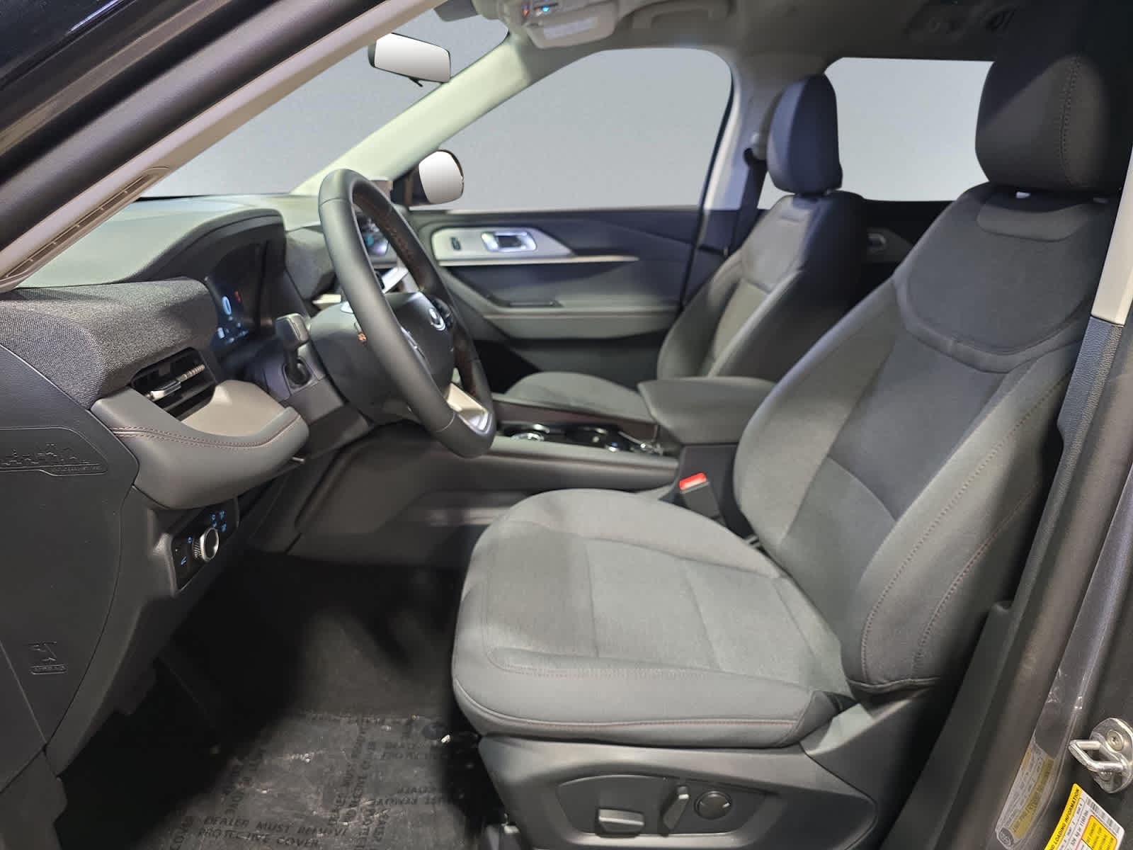 new 2025 Ford Explorer car, priced at $42,100
