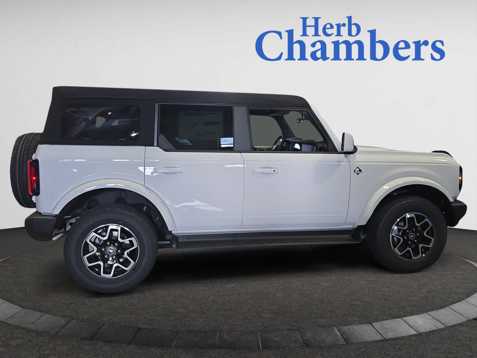 new 2025 Ford Bronco car, priced at $48,295