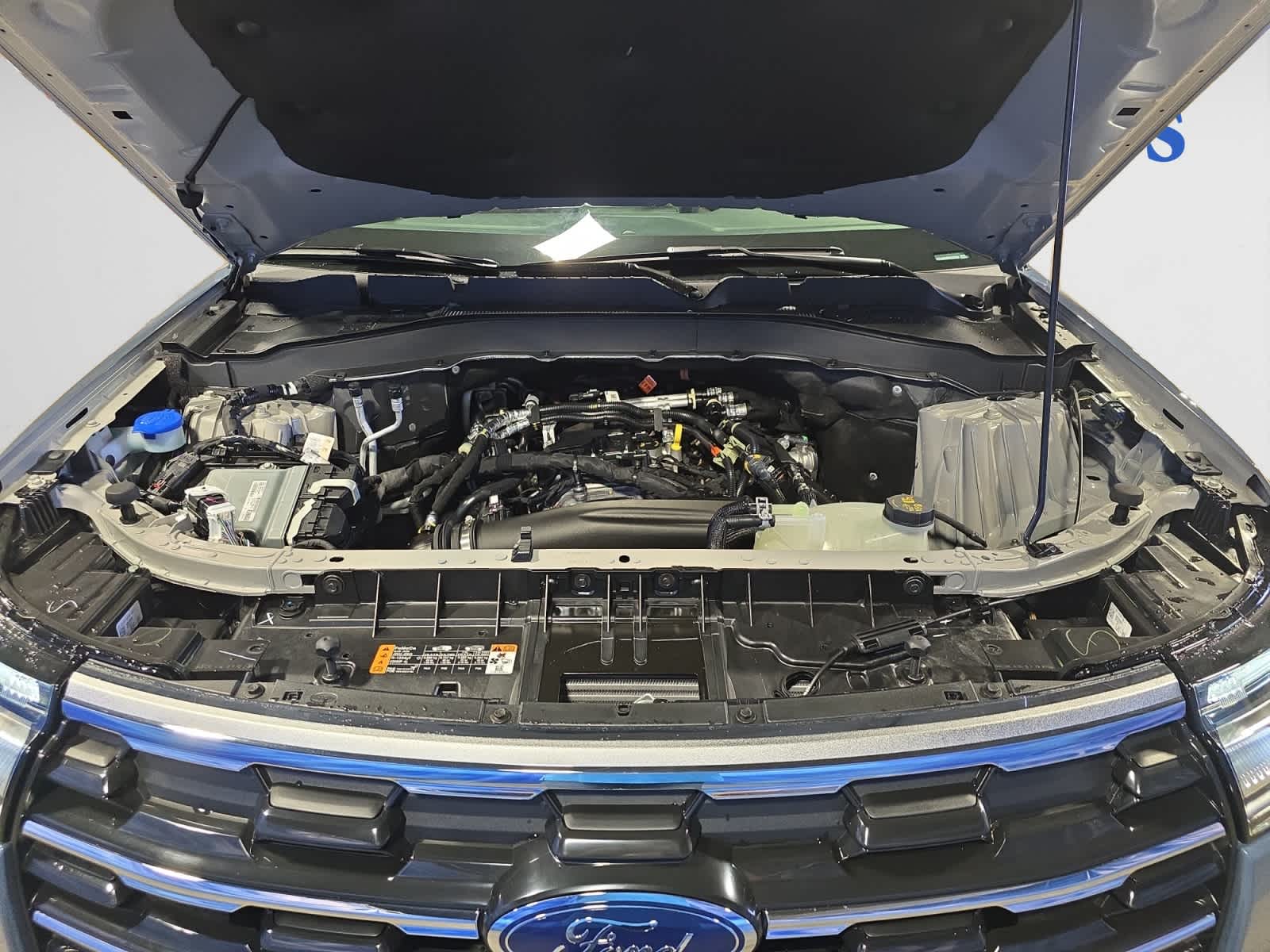 new 2025 Ford Explorer car, priced at $48,800