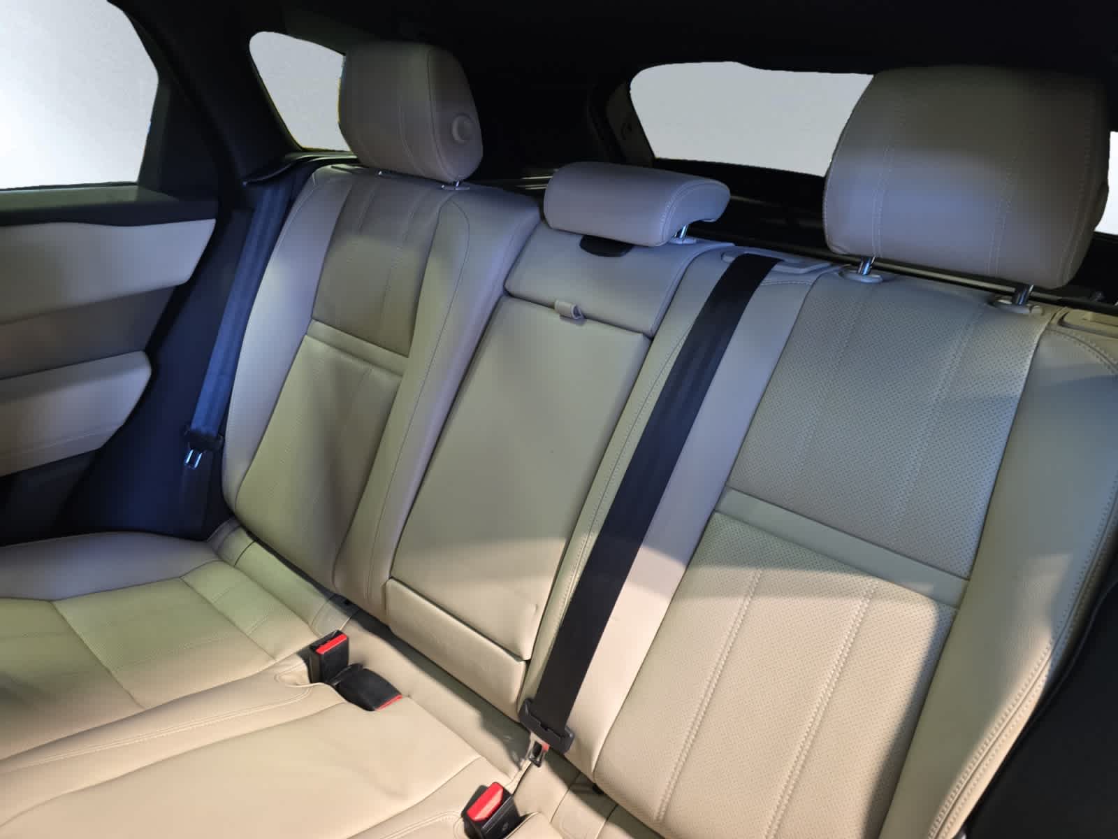 used 2019 Land Rover Range Rover Velar car, priced at $23,068