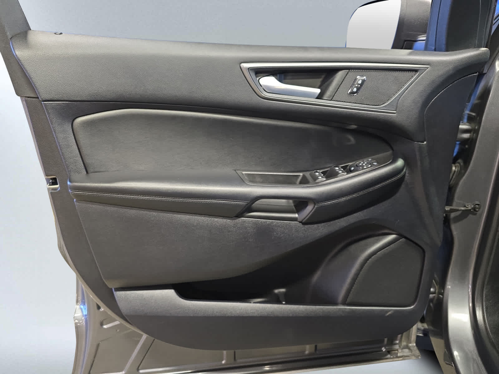 used 2022 Ford Edge car, priced at $25,847