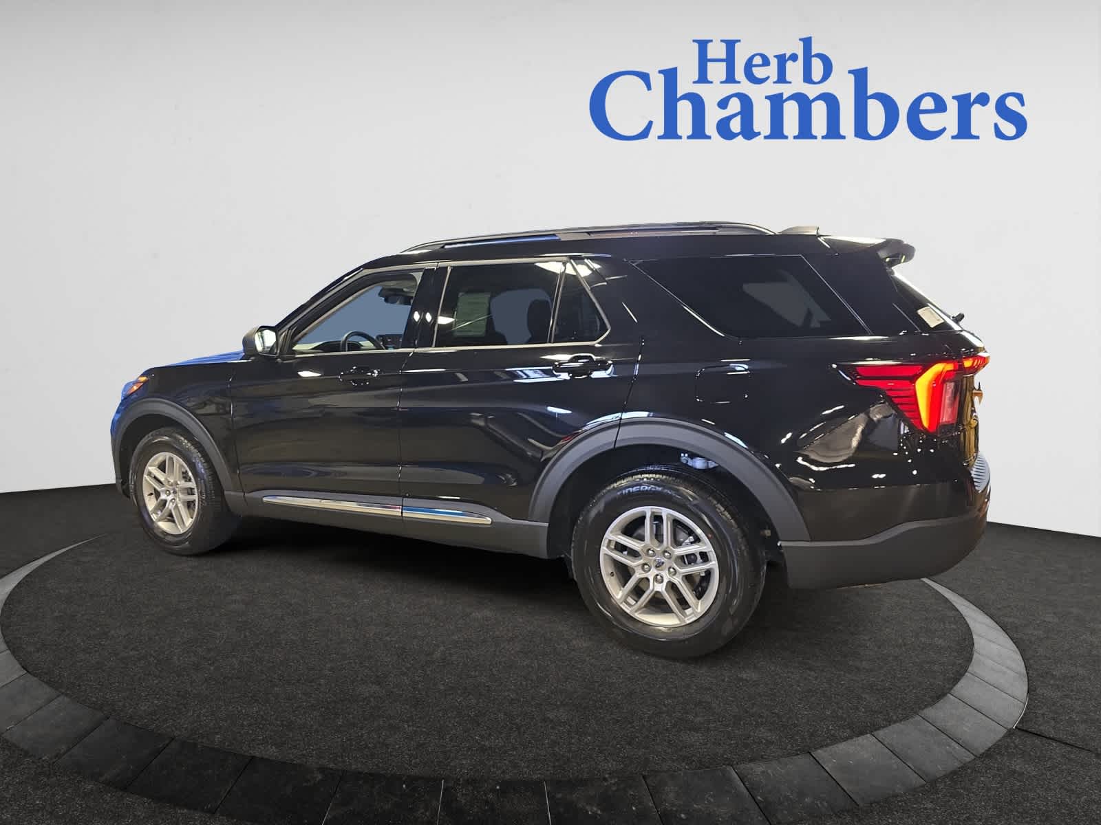 new 2025 Ford Explorer car, priced at $42,145