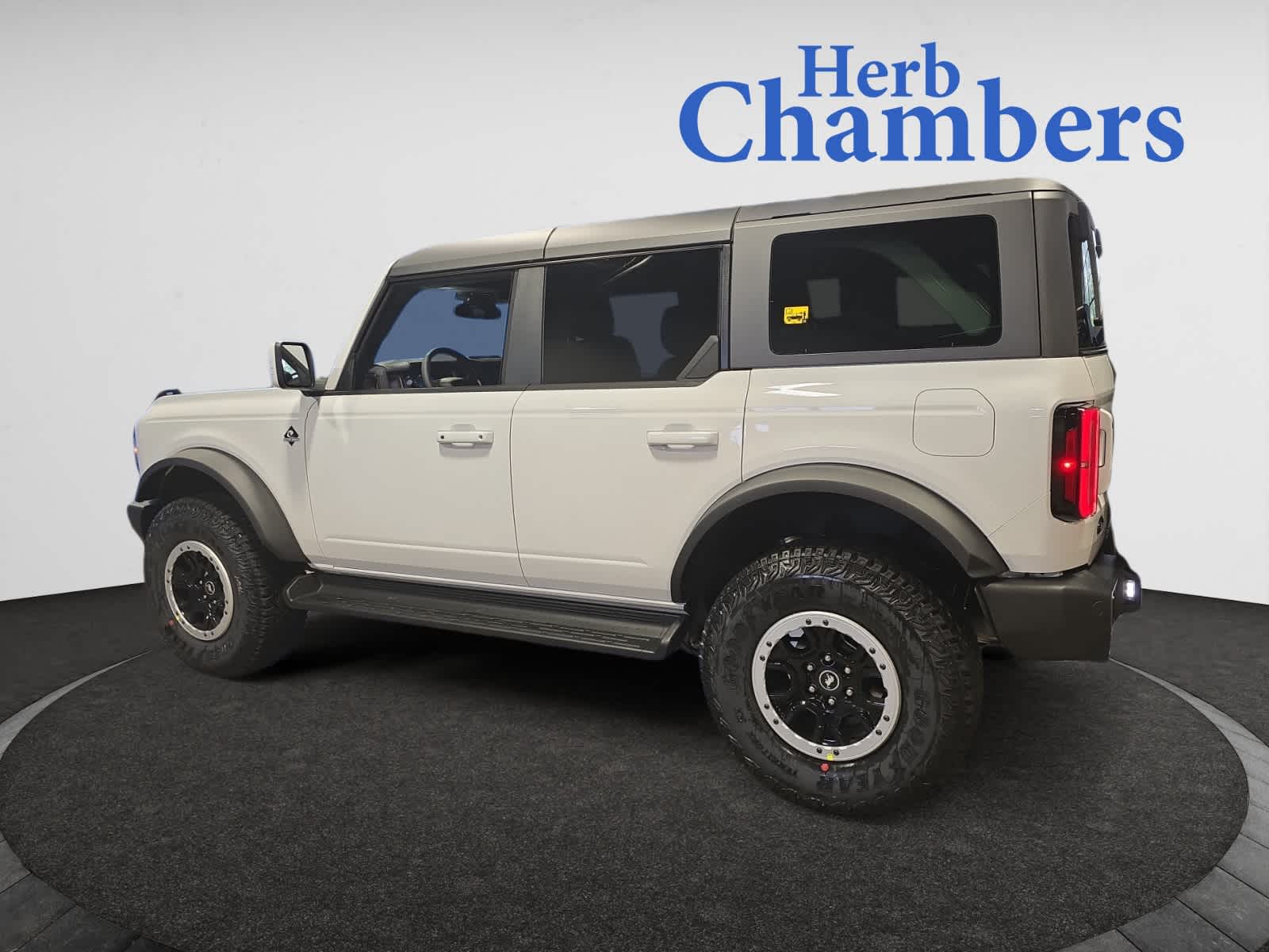 new 2025 Ford Bronco car, priced at $59,685