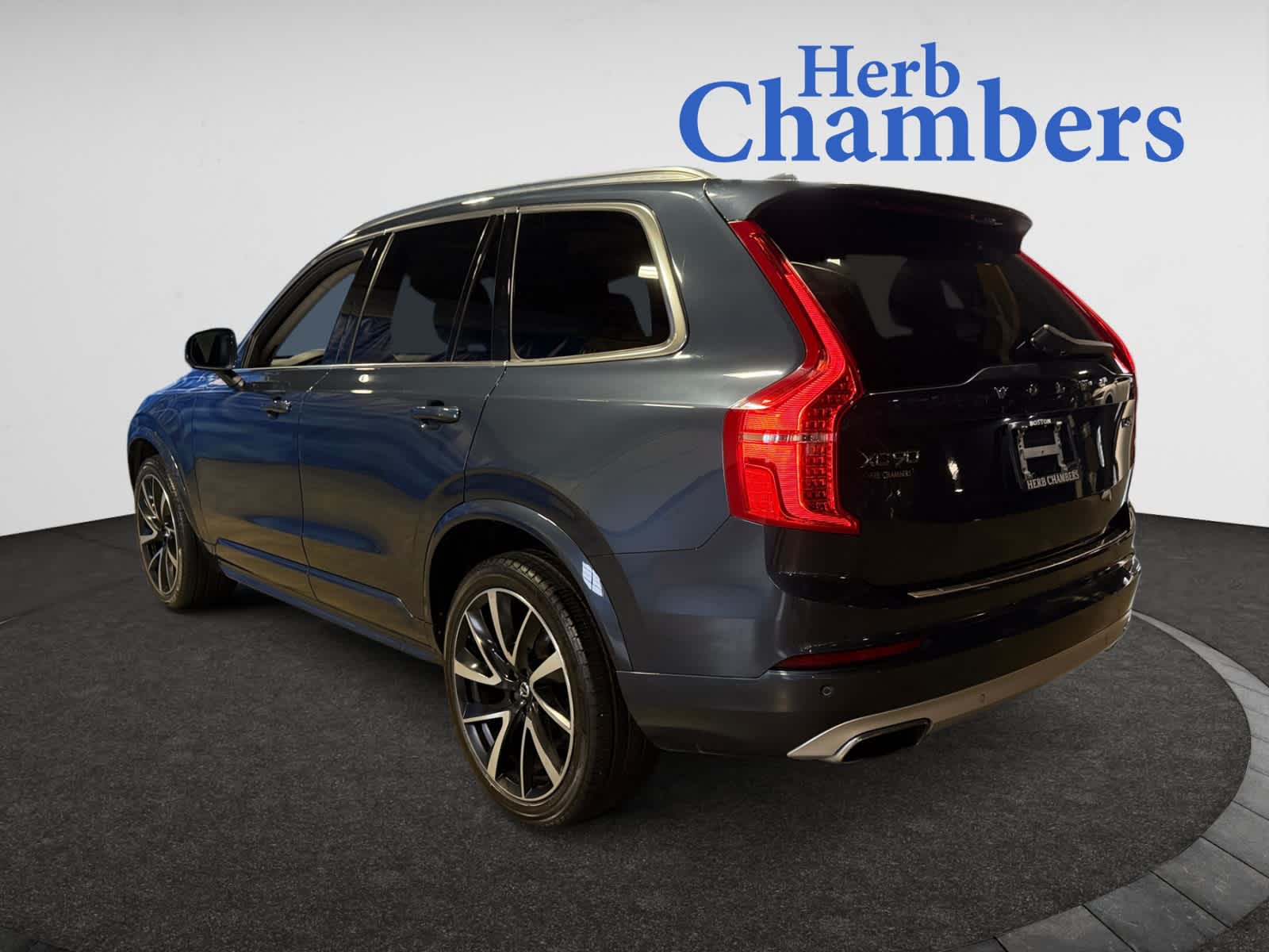 used 2020 Volvo XC90 car, priced at $24,887
