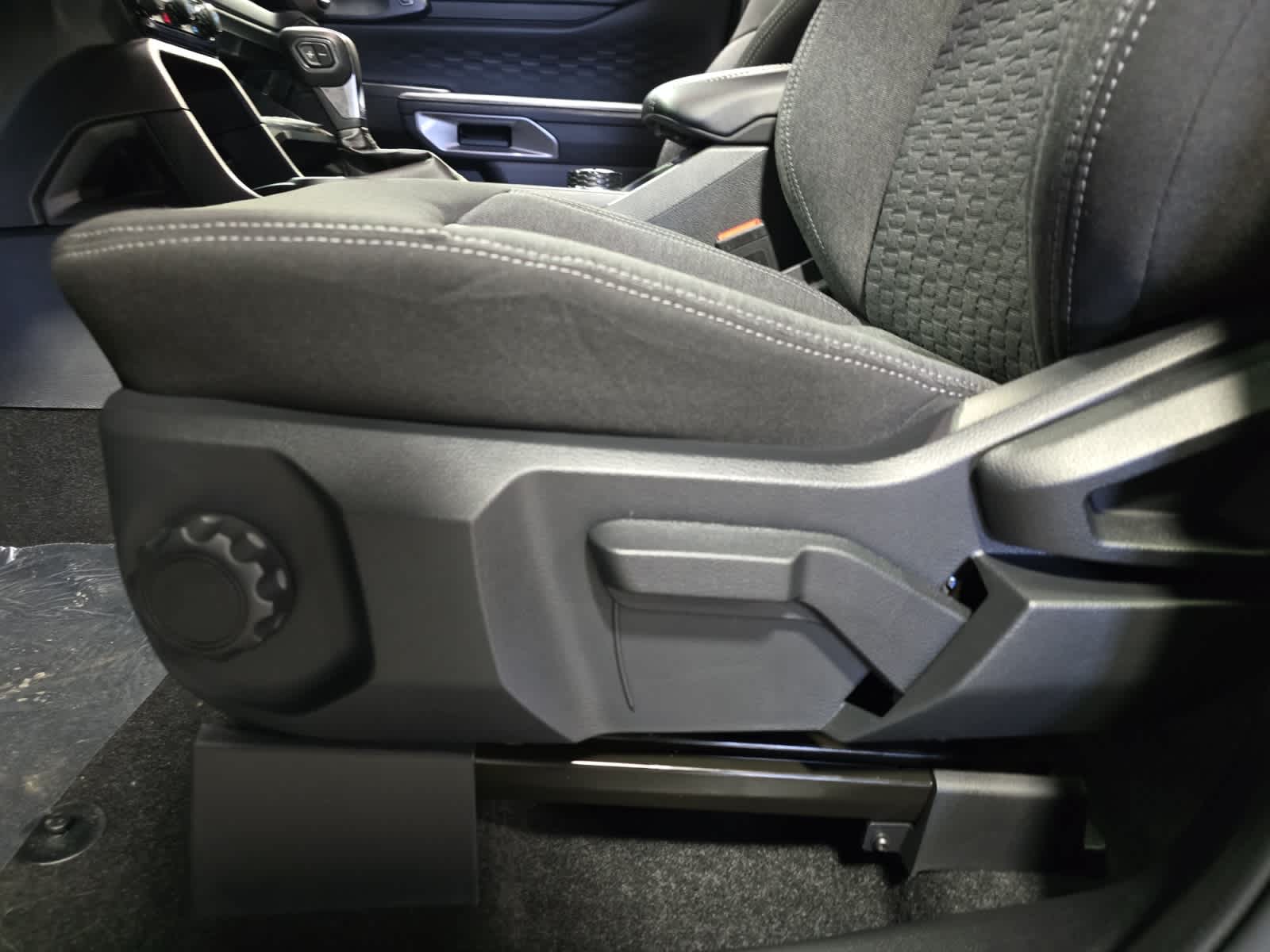 new 2025 Ford Ranger car, priced at $40,895