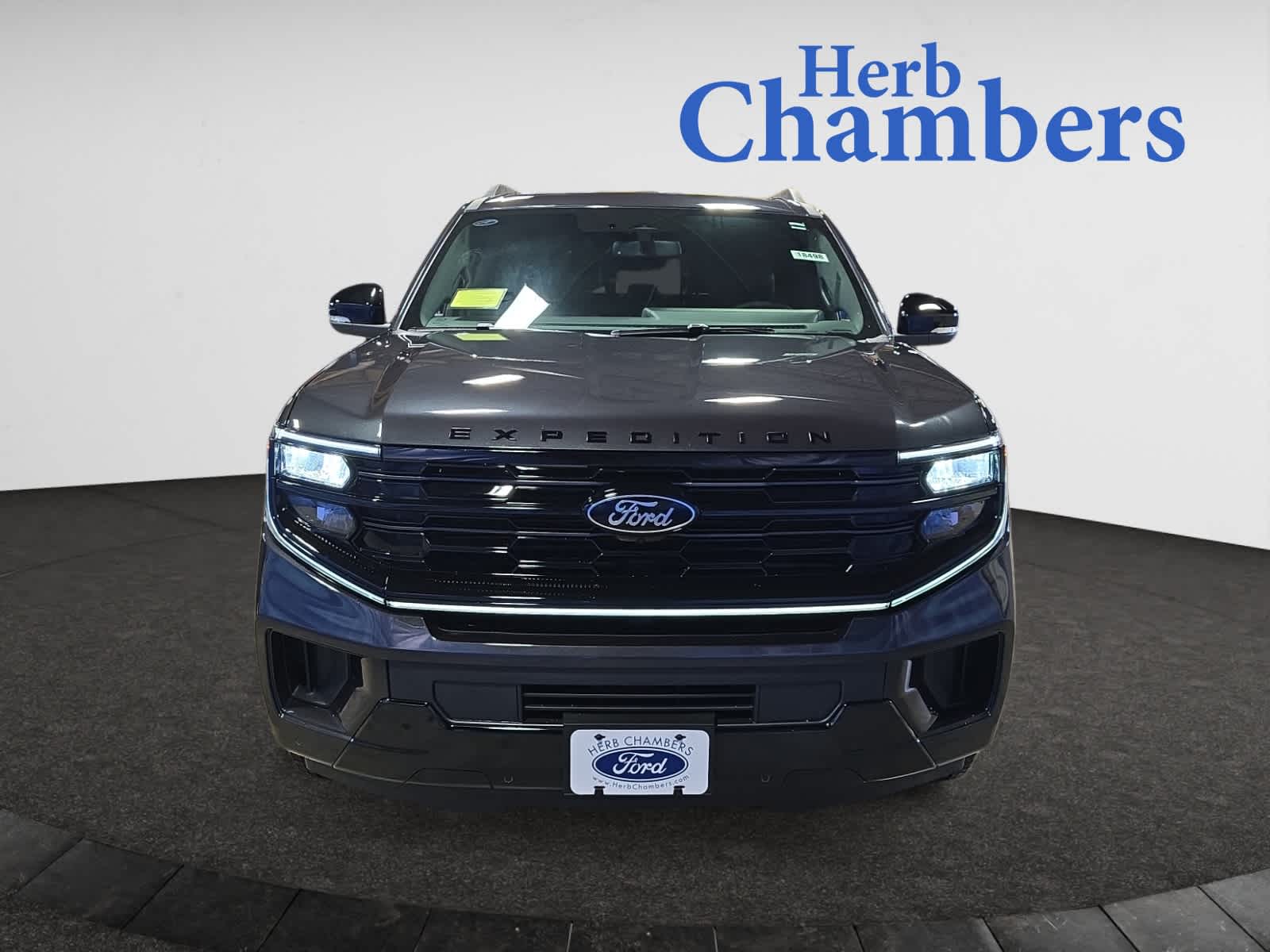 new 2025 Ford Expedition car, priced at $82,195