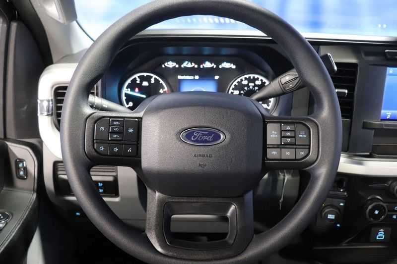 new 2024 Ford Super Duty F-350 DRW car, priced at $62,900