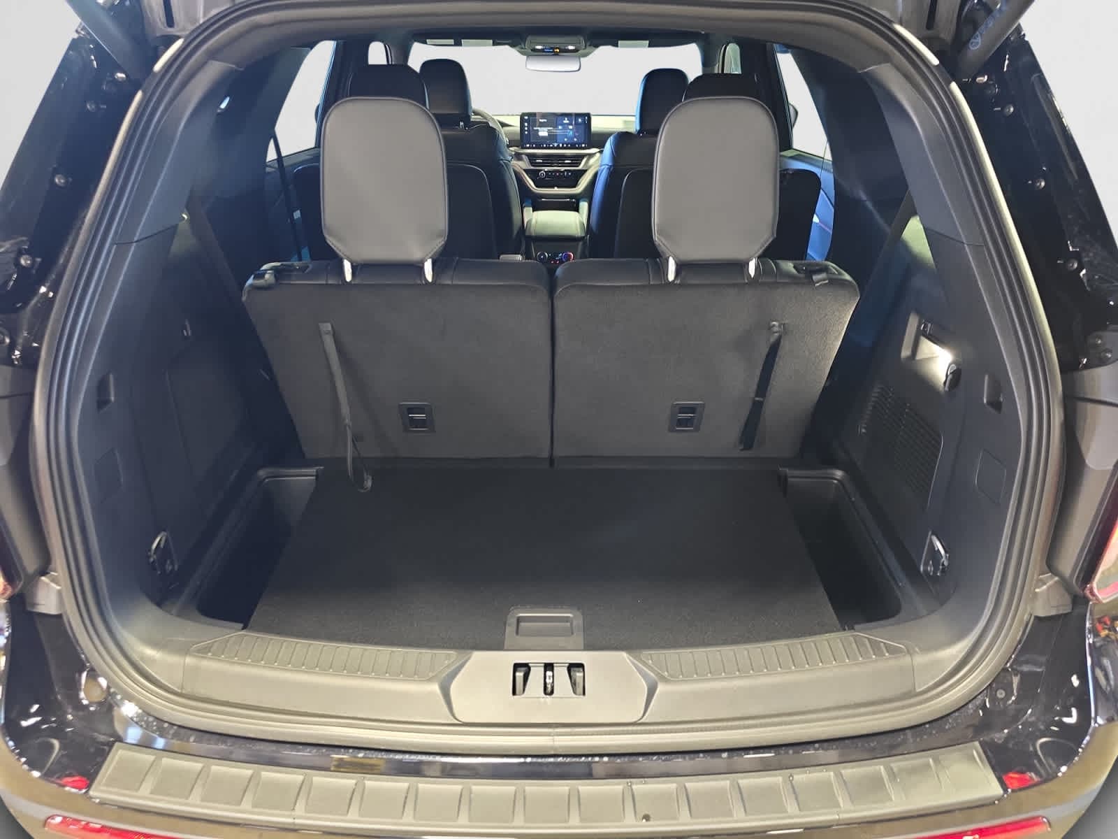 new 2025 Ford Explorer car, priced at $50,795