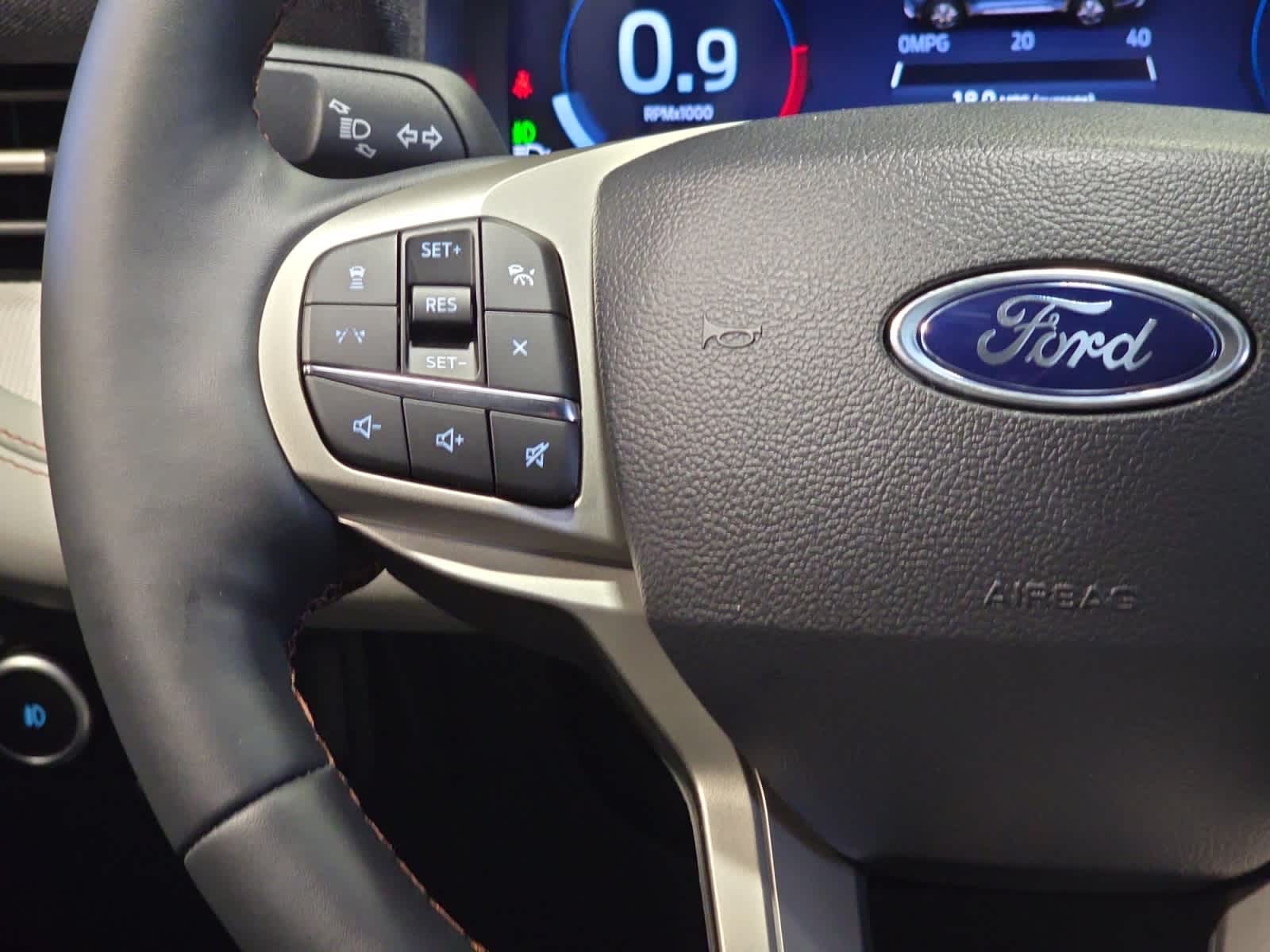 new 2025 Ford Explorer car, priced at $49,595