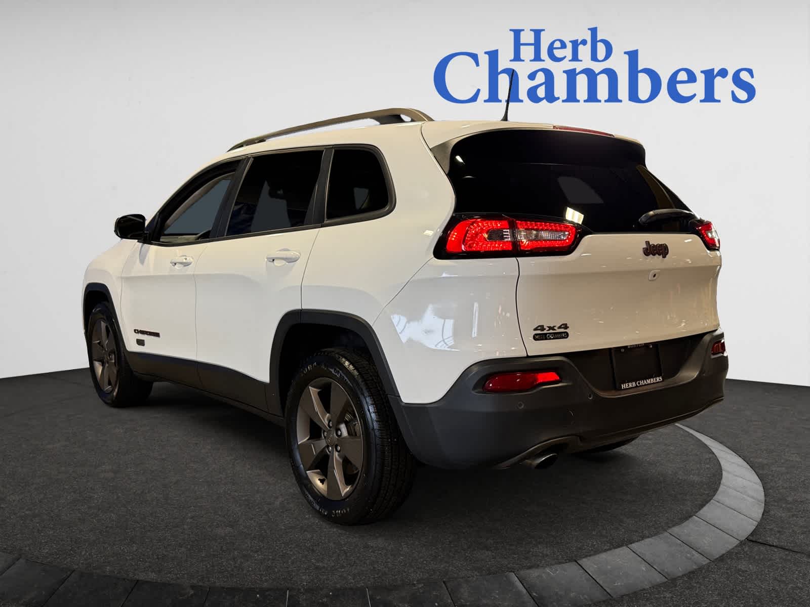 used 2016 Jeep Cherokee car, priced at $13,451