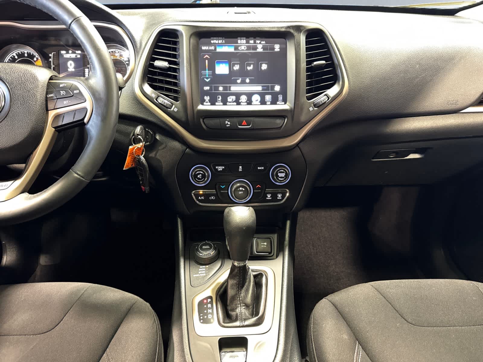 used 2016 Jeep Cherokee car, priced at $13,451