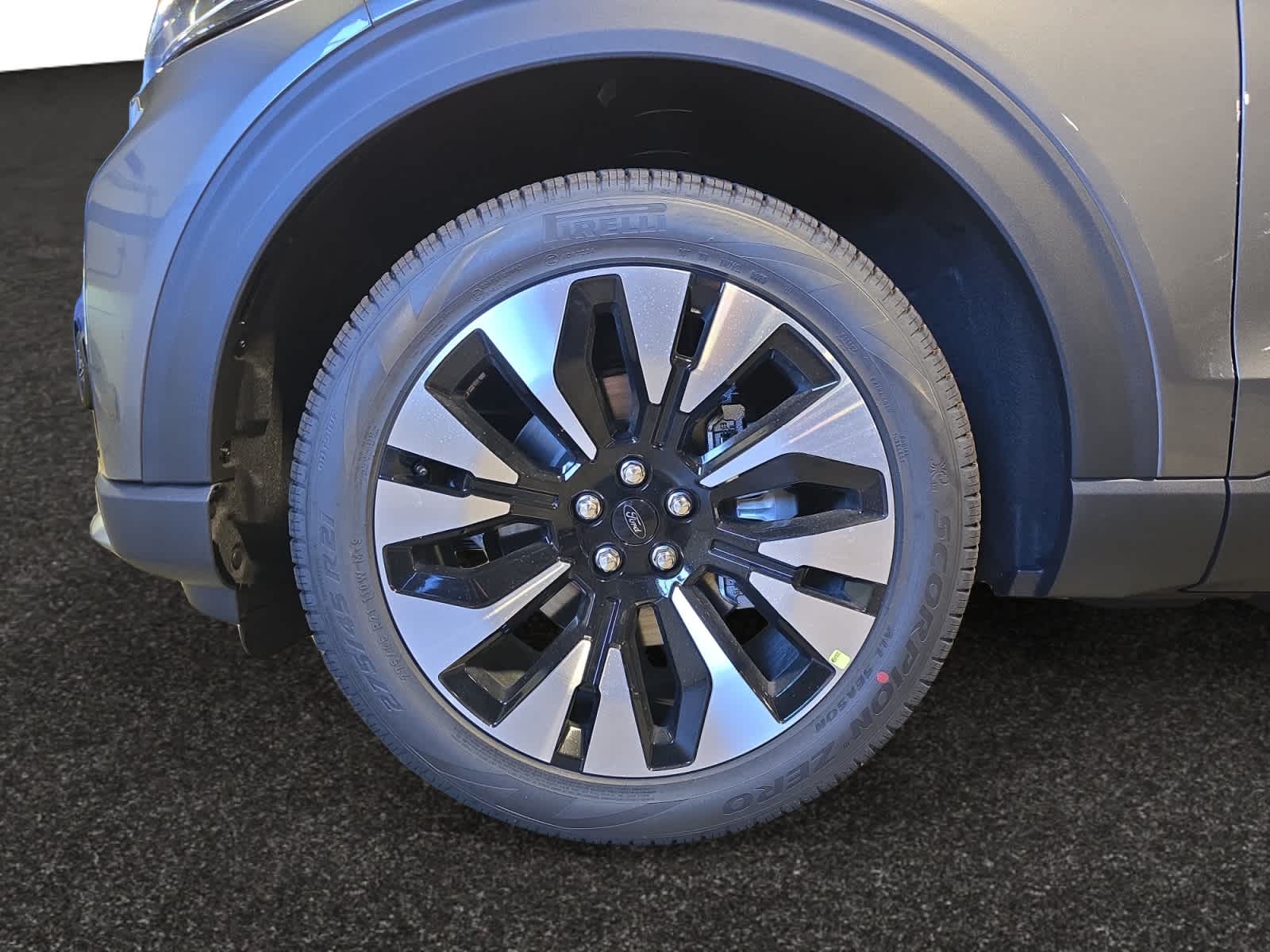 new 2025 Ford Explorer car, priced at $58,660