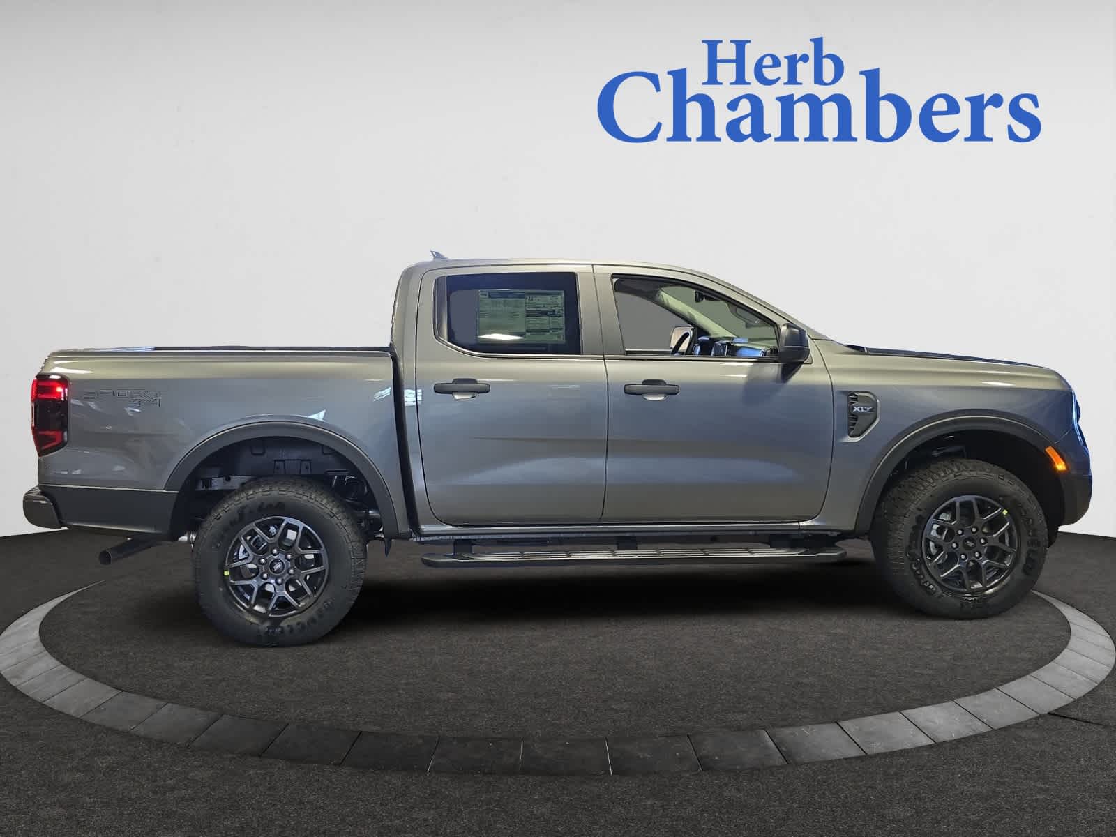 new 2025 Ford Ranger car, priced at $39,995