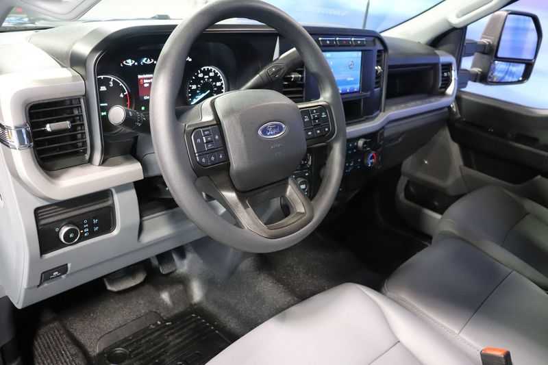 new 2024 Ford Super Duty F-350 DRW car, priced at $62,900