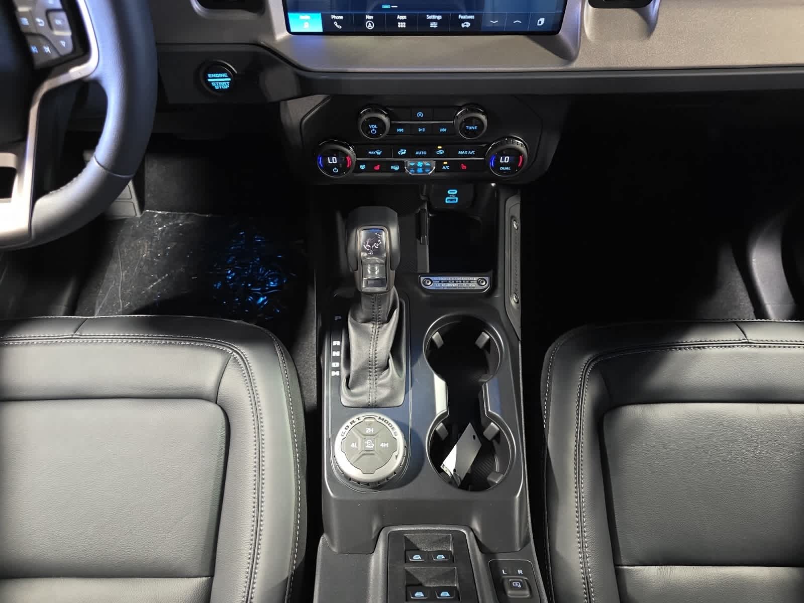 new 2025 Ford Bronco car, priced at $48,695