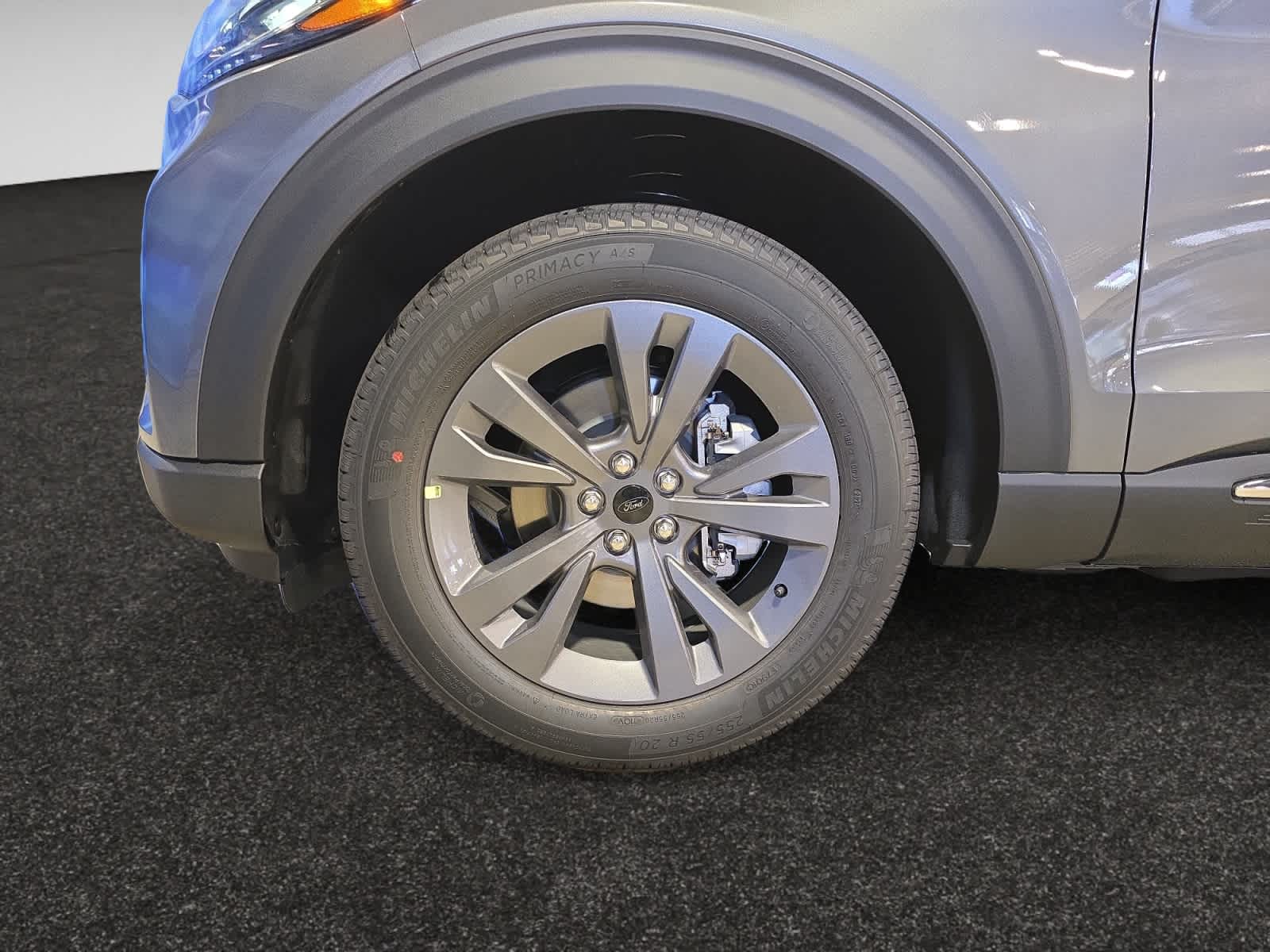 new 2025 Ford Explorer car, priced at $48,347
