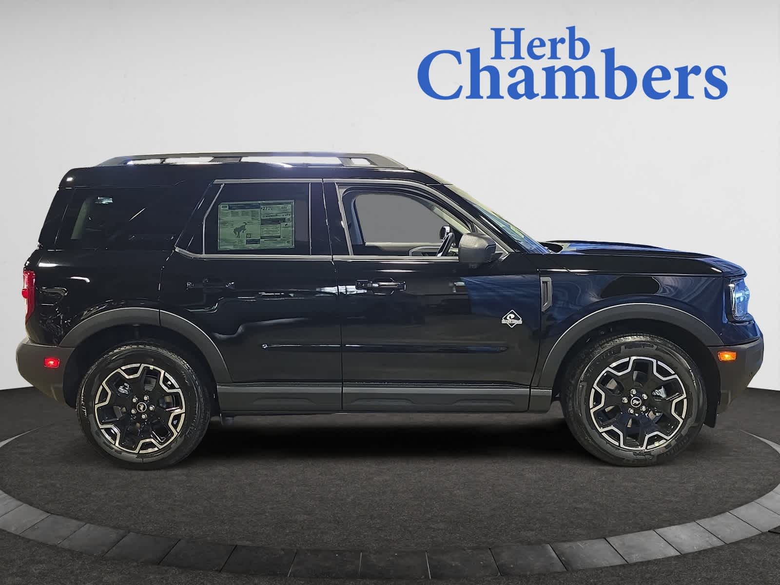 new 2025 Ford Bronco Sport car, priced at $39,895