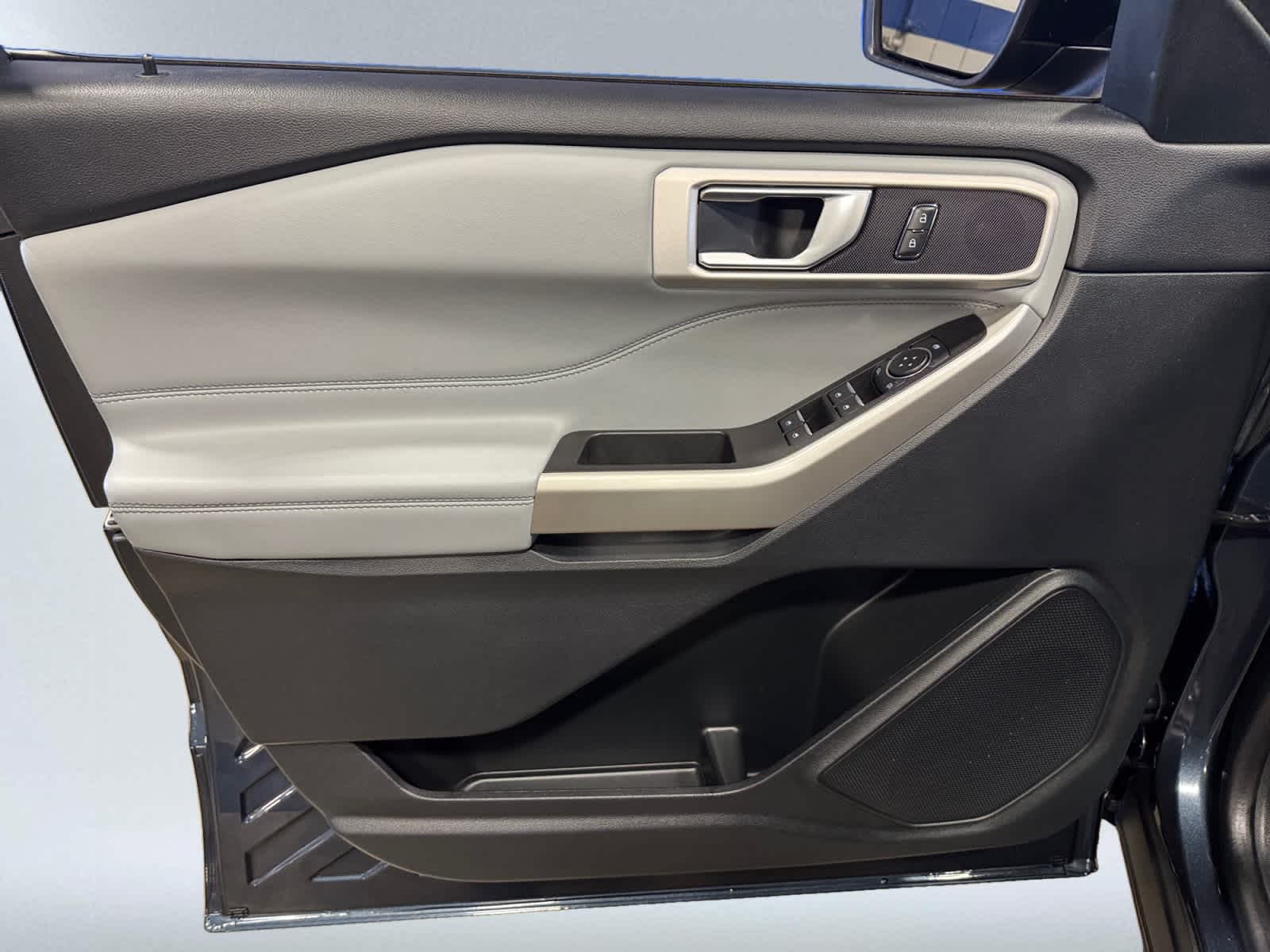 used 2022 Ford Explorer car, priced at $32,465