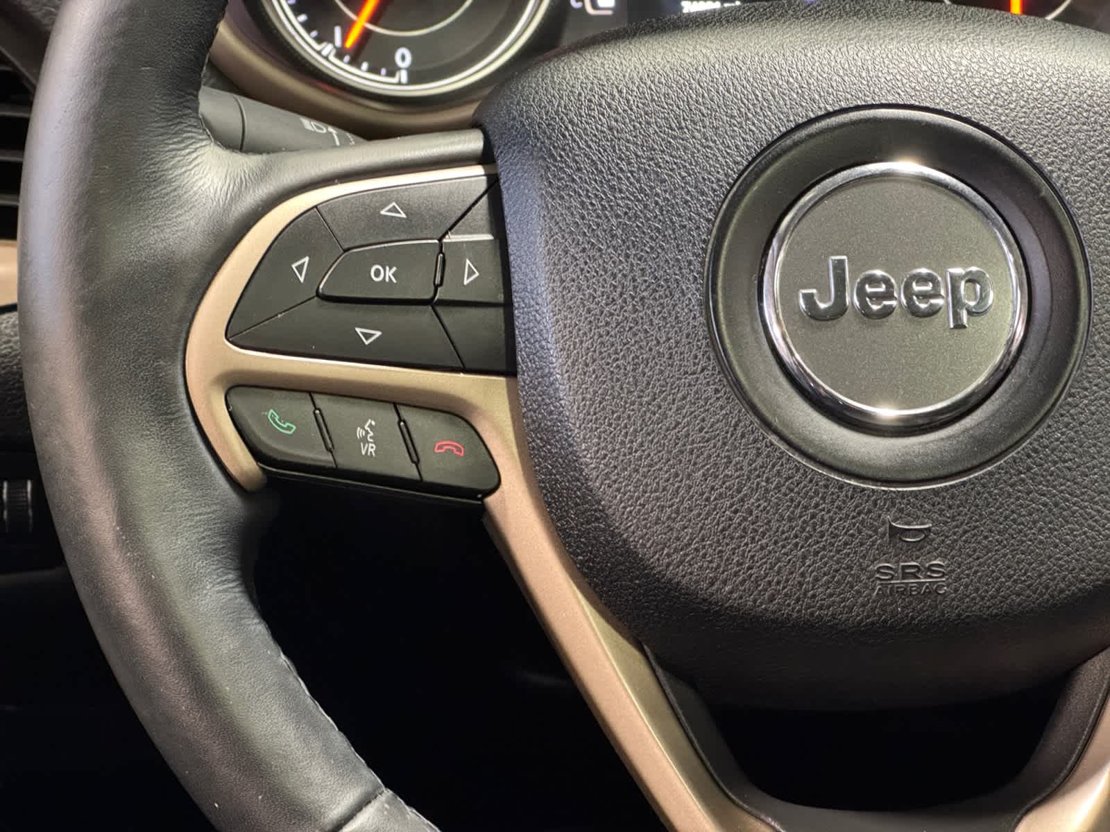 used 2016 Jeep Cherokee car, priced at $13,451