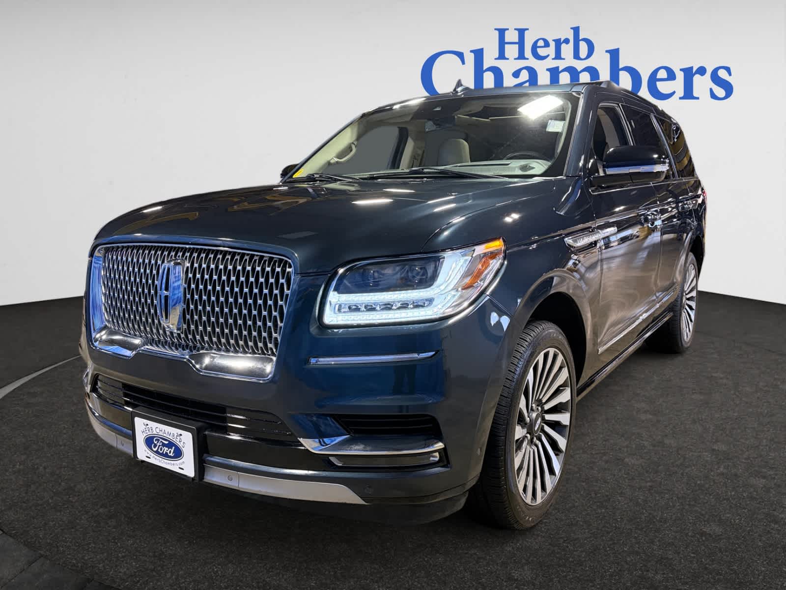 used 2021 Lincoln Navigator car, priced at $46,988