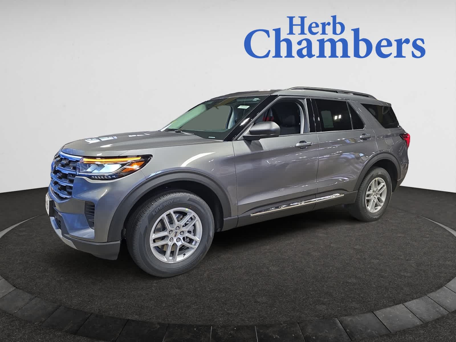 new 2025 Ford Explorer car, priced at $42,100
