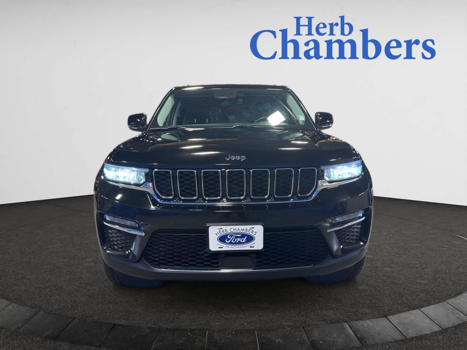 used 2023 Jeep Grand Cherokee car, priced at $29,466