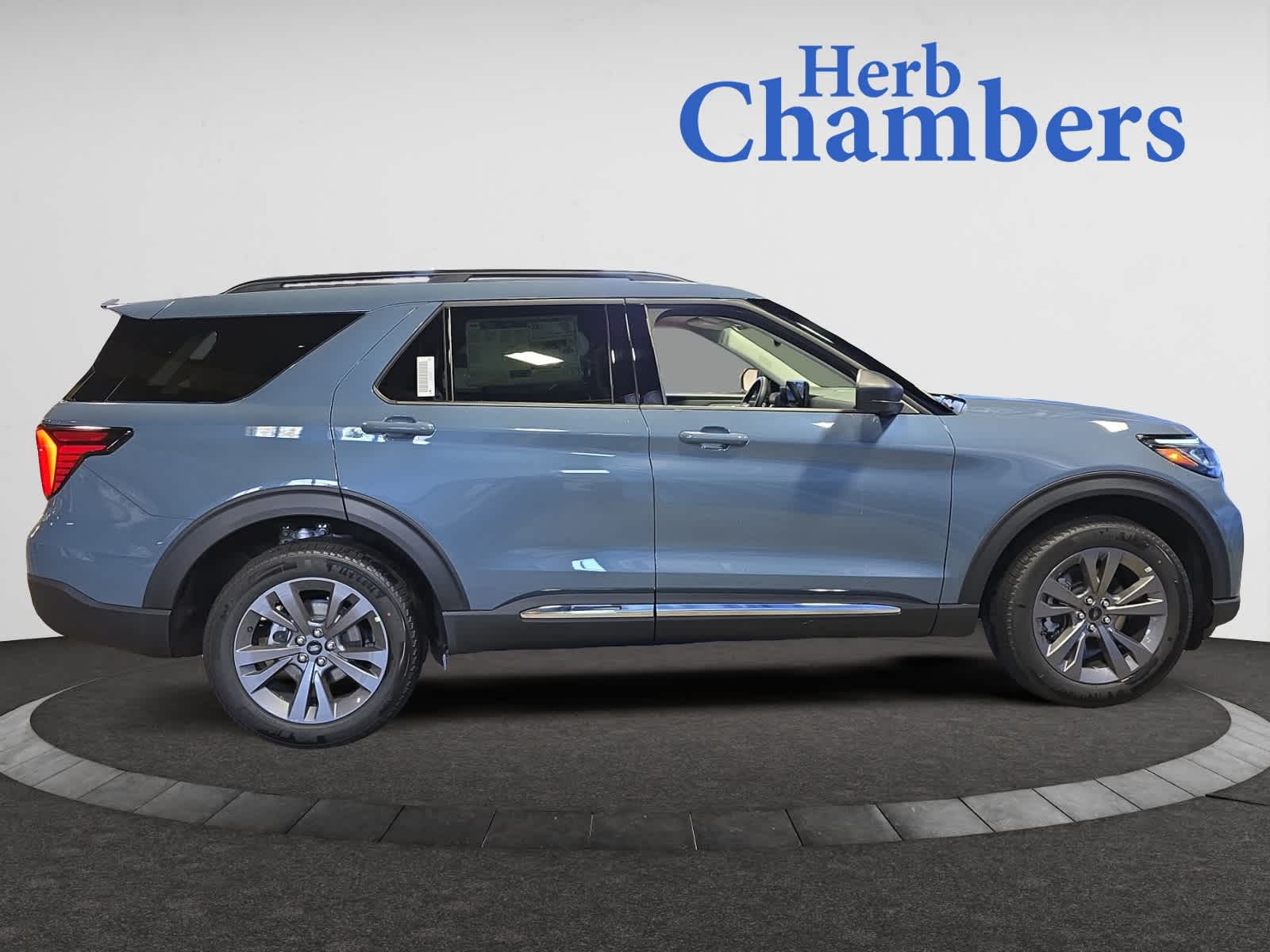 new 2025 Ford Explorer car, priced at $49,595