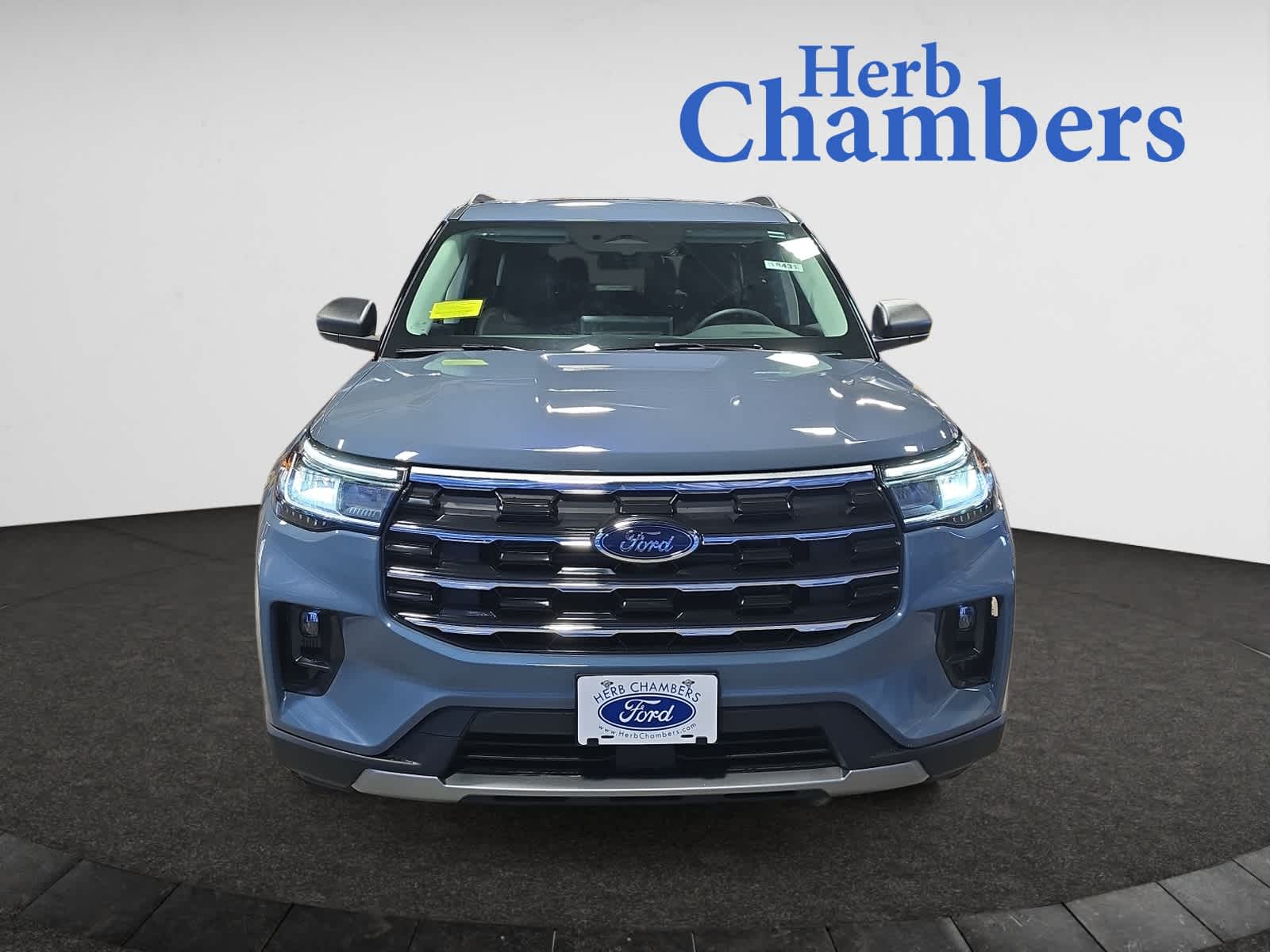 new 2025 Ford Explorer car, priced at $48,800