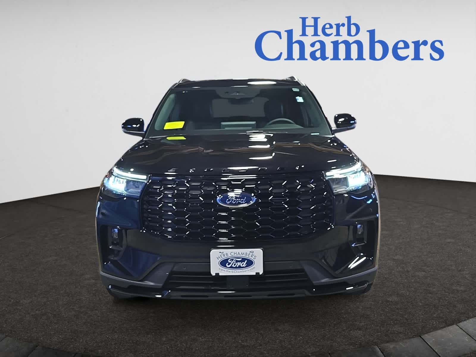 new 2025 Ford Explorer car, priced at $51,195
